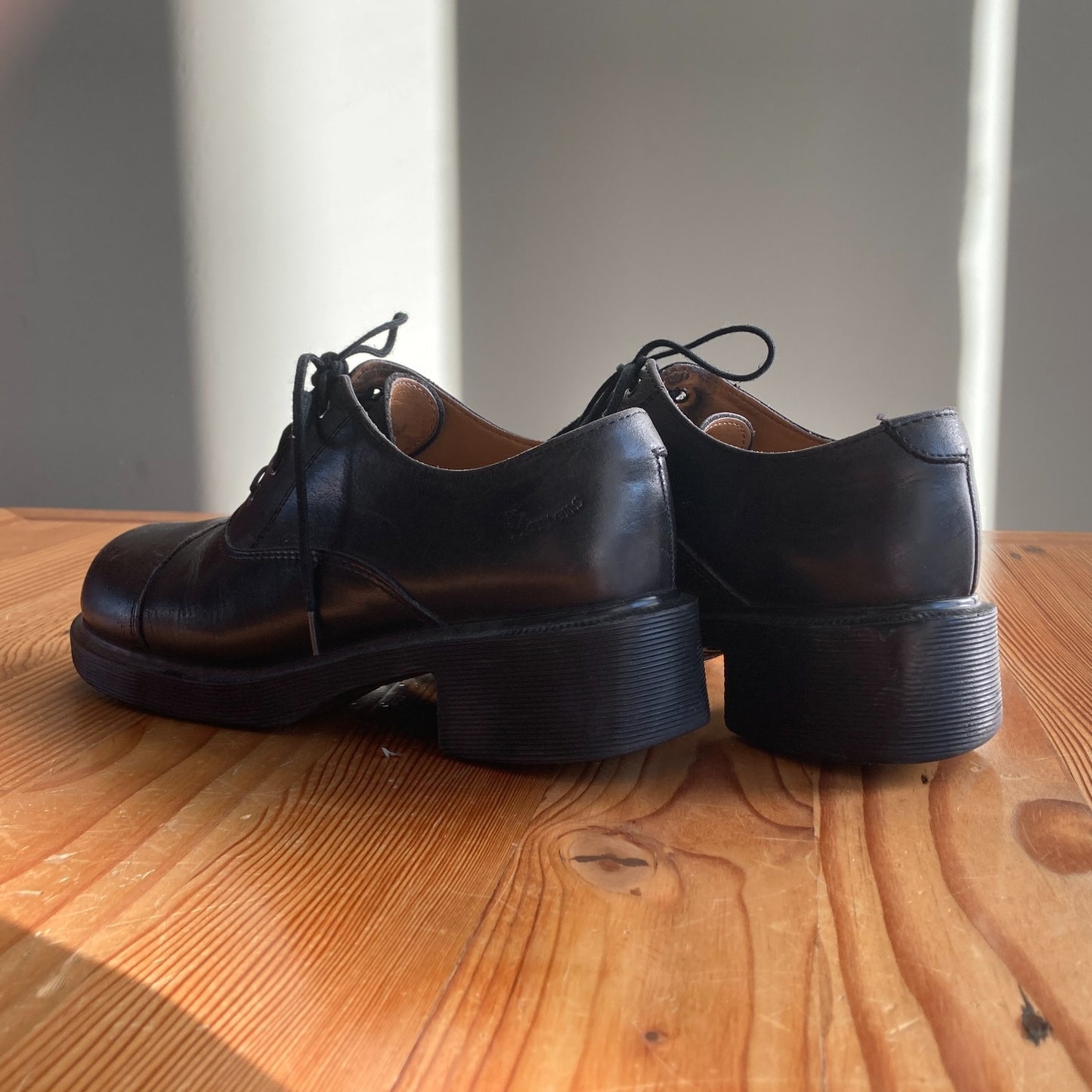 8 - Dr Martens Black Y2K 90s Made In England Chunky Platform 8671 Oxford 0609CM
