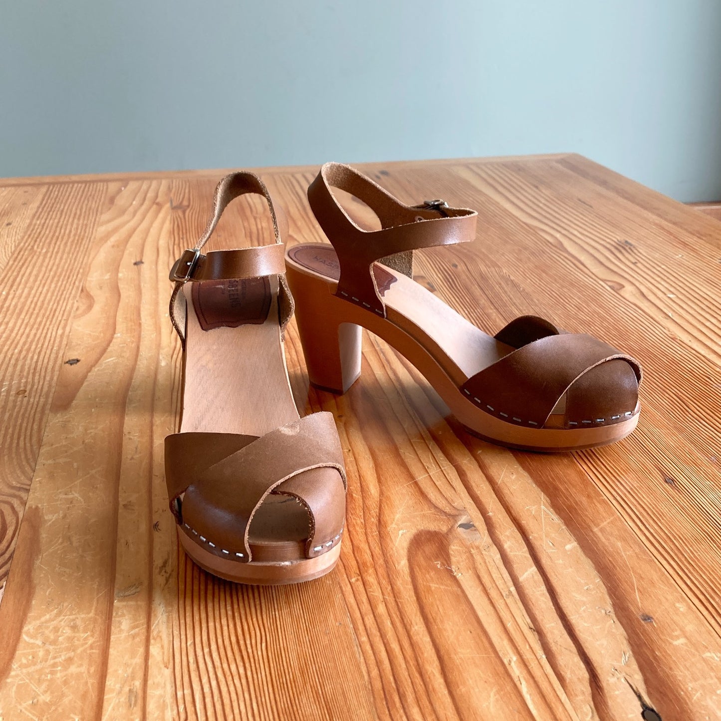 38 / 8 - Swedish Hasbeen $370 Brown Leather Merci Clog Sandals *worn once 1016LD