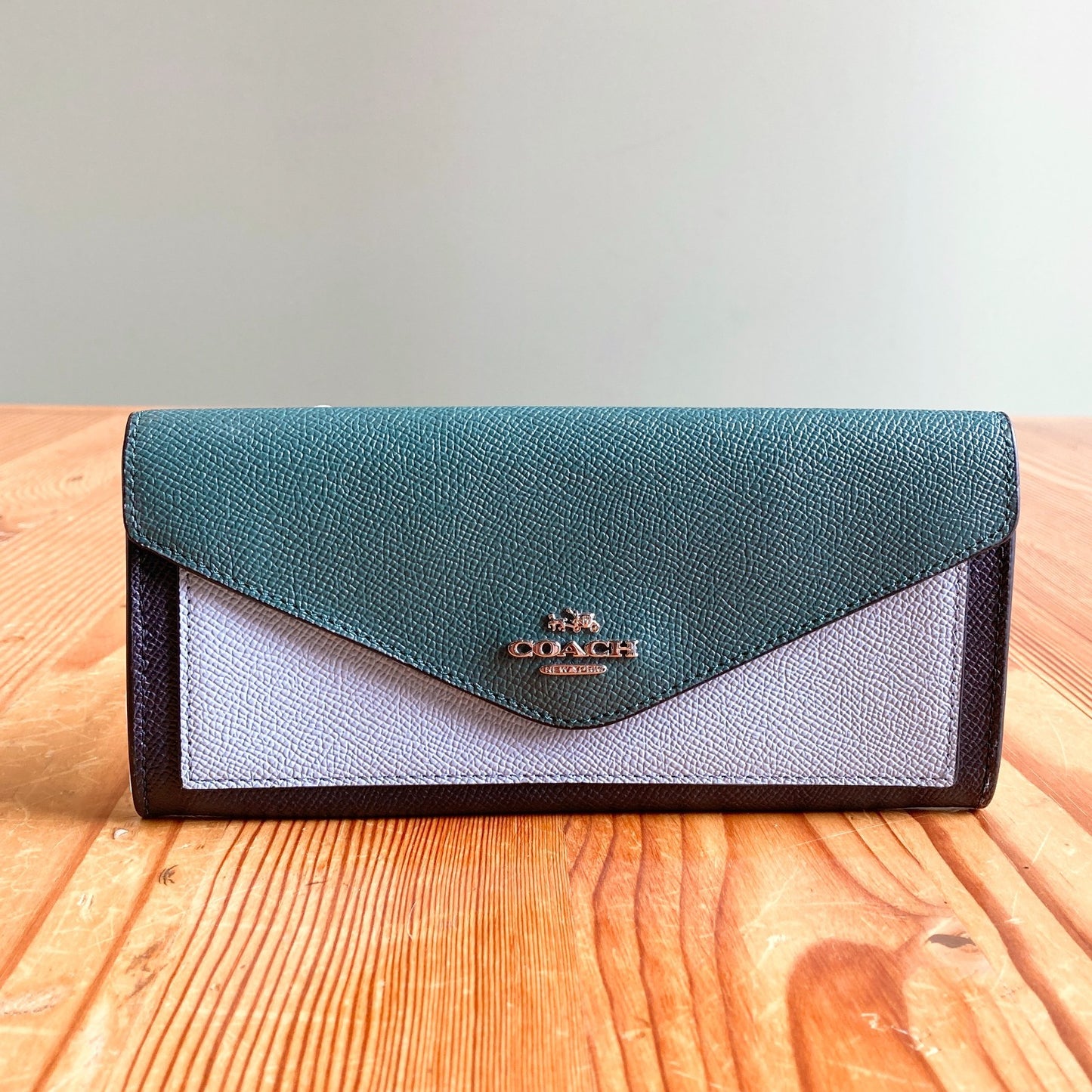 Coach NEW Green Blue Navy Color-block Pebbled Leather Envelope Wallet 0322AS
