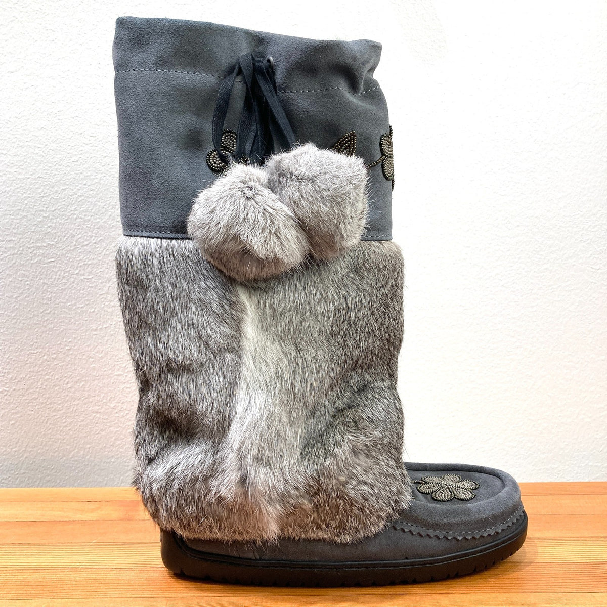 Manitobah Gray Metis Fur Waterproof Mukluk Boots - Size 7 - NEW w/ Box - 1017SC