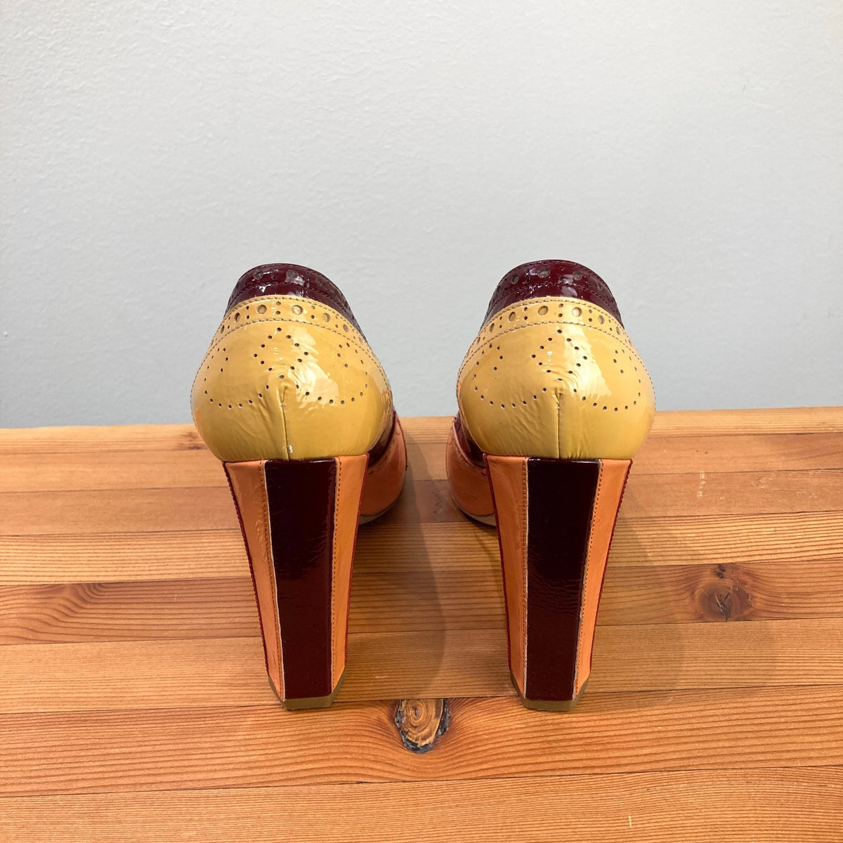 Miu Miu Patent Leather Brogue Colorblock Block Heels - Size 39.5 / 9.5 - 0103JM