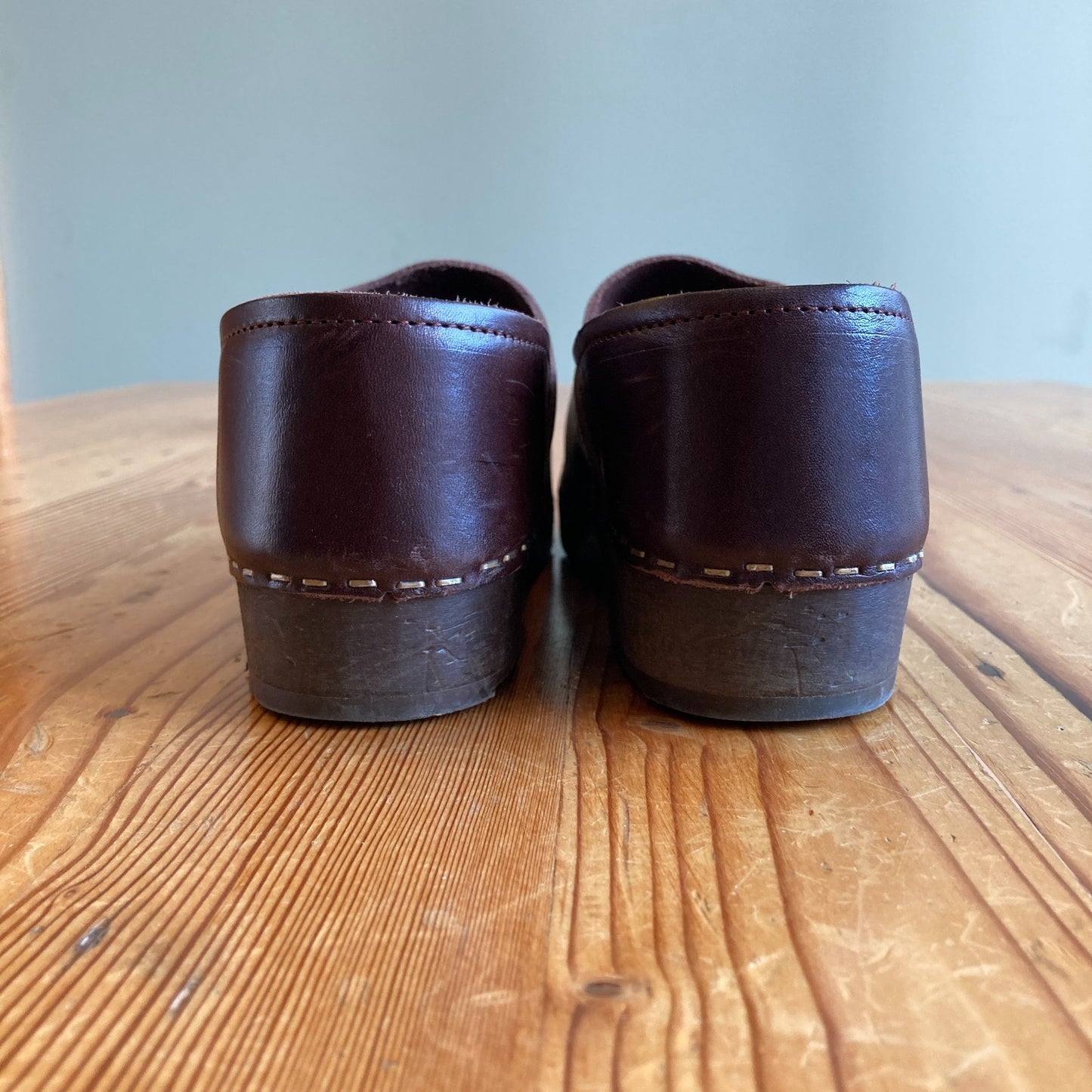 Kit + Clogs Studio Dark brown Original Low Jord Clog Shoes - Size 39 - 0819CB