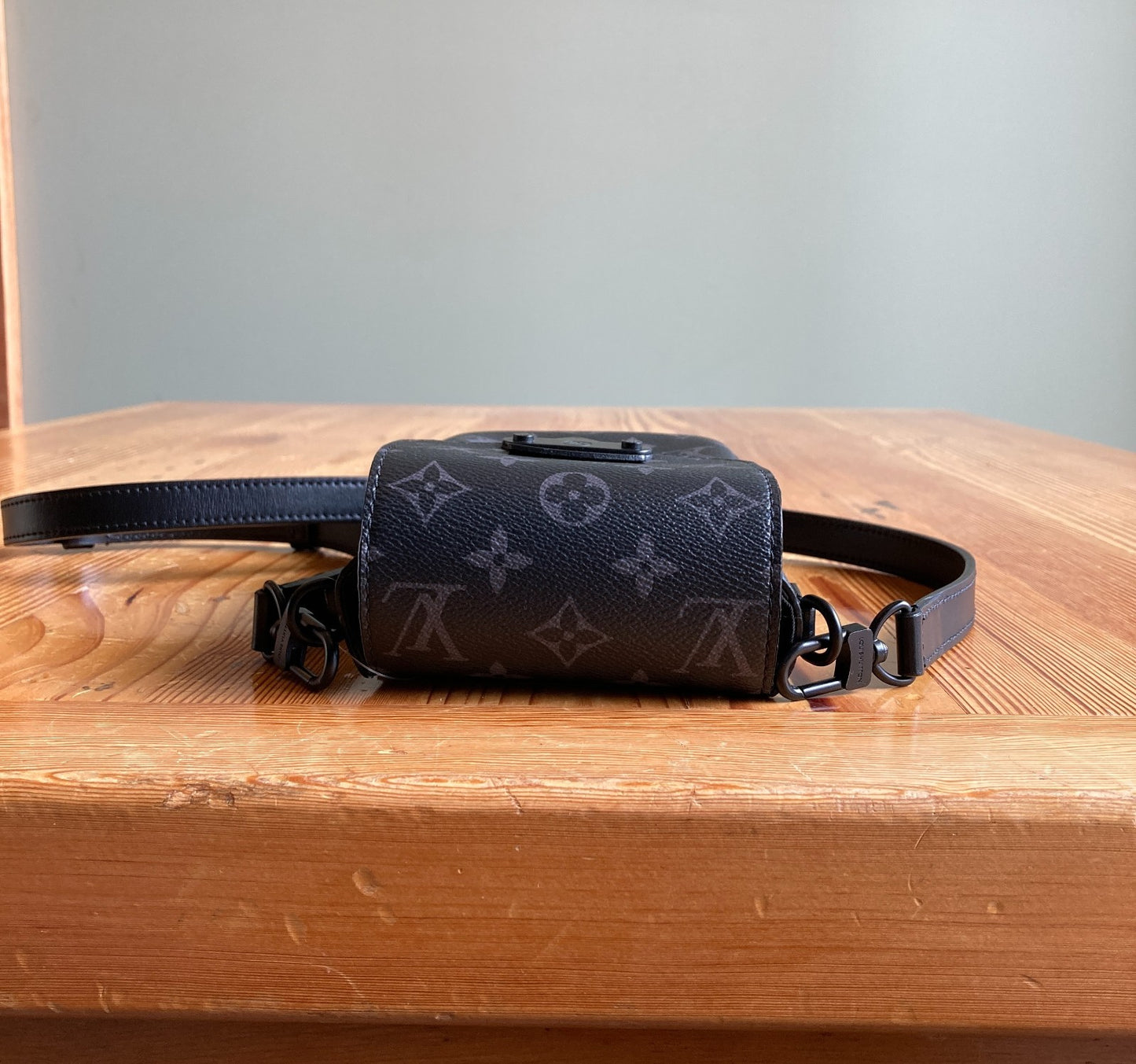 Louis Vuitton Monogram Eclipse S-Lock Vertical Wearable Wallet w/ Box  - 0103KW