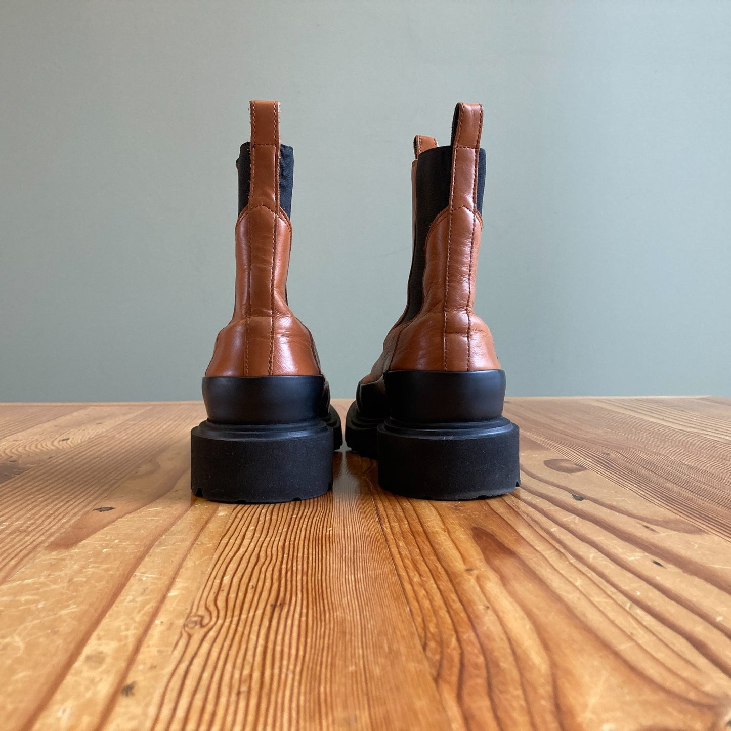AllSaints $349 Chestnut Lug Sole Harlee Chelsea Boots - Size 39 / 8.5 - 1125KG