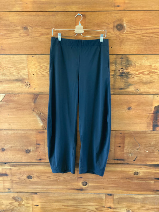Ruti $249 Black On the Loose Work Barrel Leg Pants - Size 3 / L - NEW - 4427SC