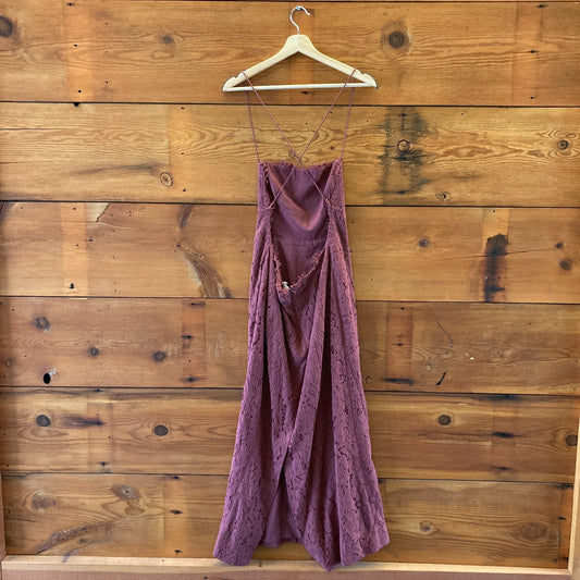 12 - Fame and Partners Rose Pink NEW $100 Lace Low Back Dress 0306CH