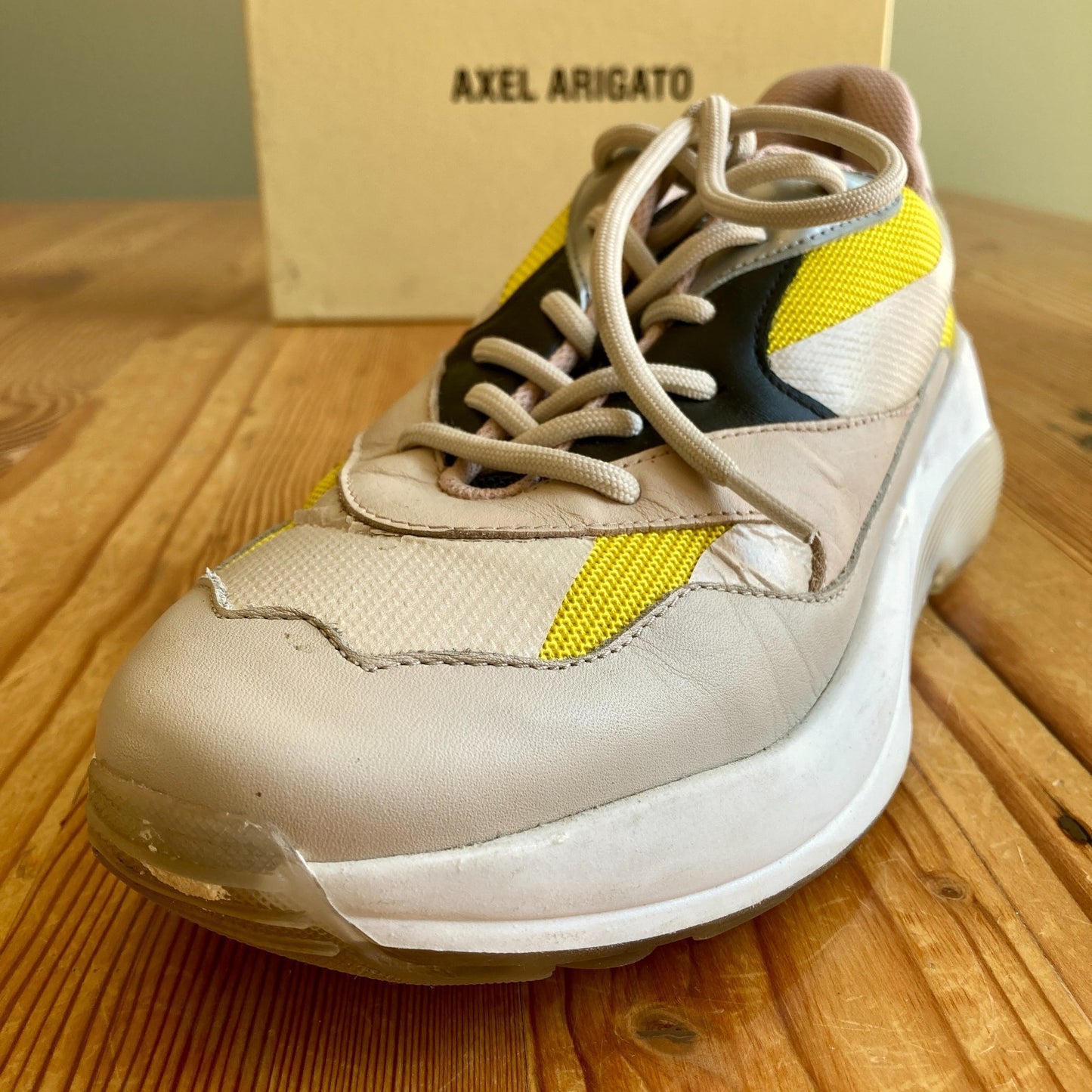 Axel Arigato White Pink Swipe Chunky Sneakers Shoes w/ Box - Size 8.5 - 0521AB
