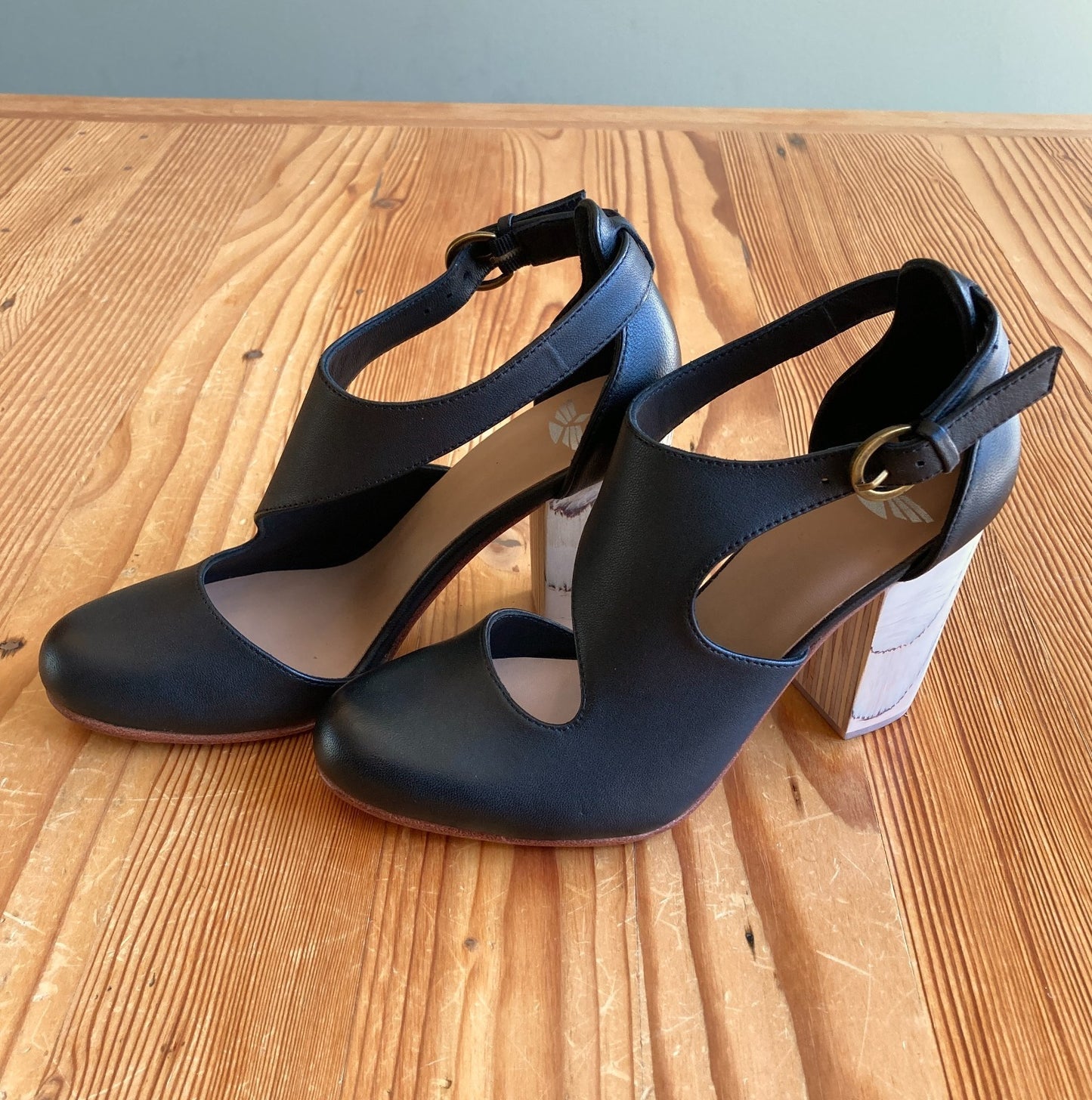 Fortress of Inca Black Cut Out Wood Block Heels Shoes - Sz 36 / 6 - NEW - 0426MK