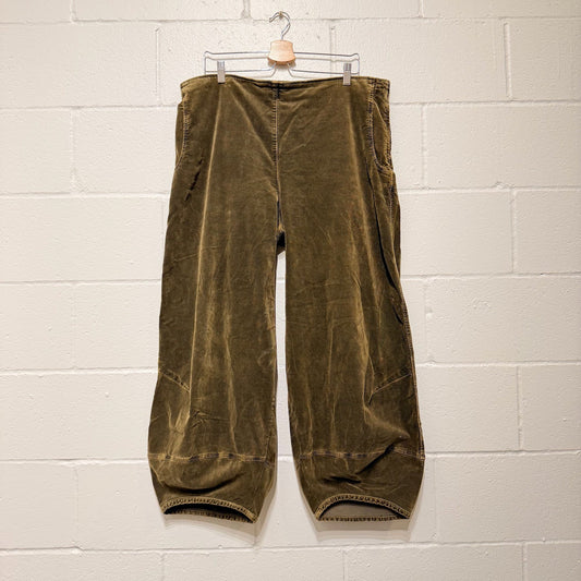 Oska Olive Green Cords Balloon Lantern Leg Cropped Pants - Size 5 / XL - 0530JF