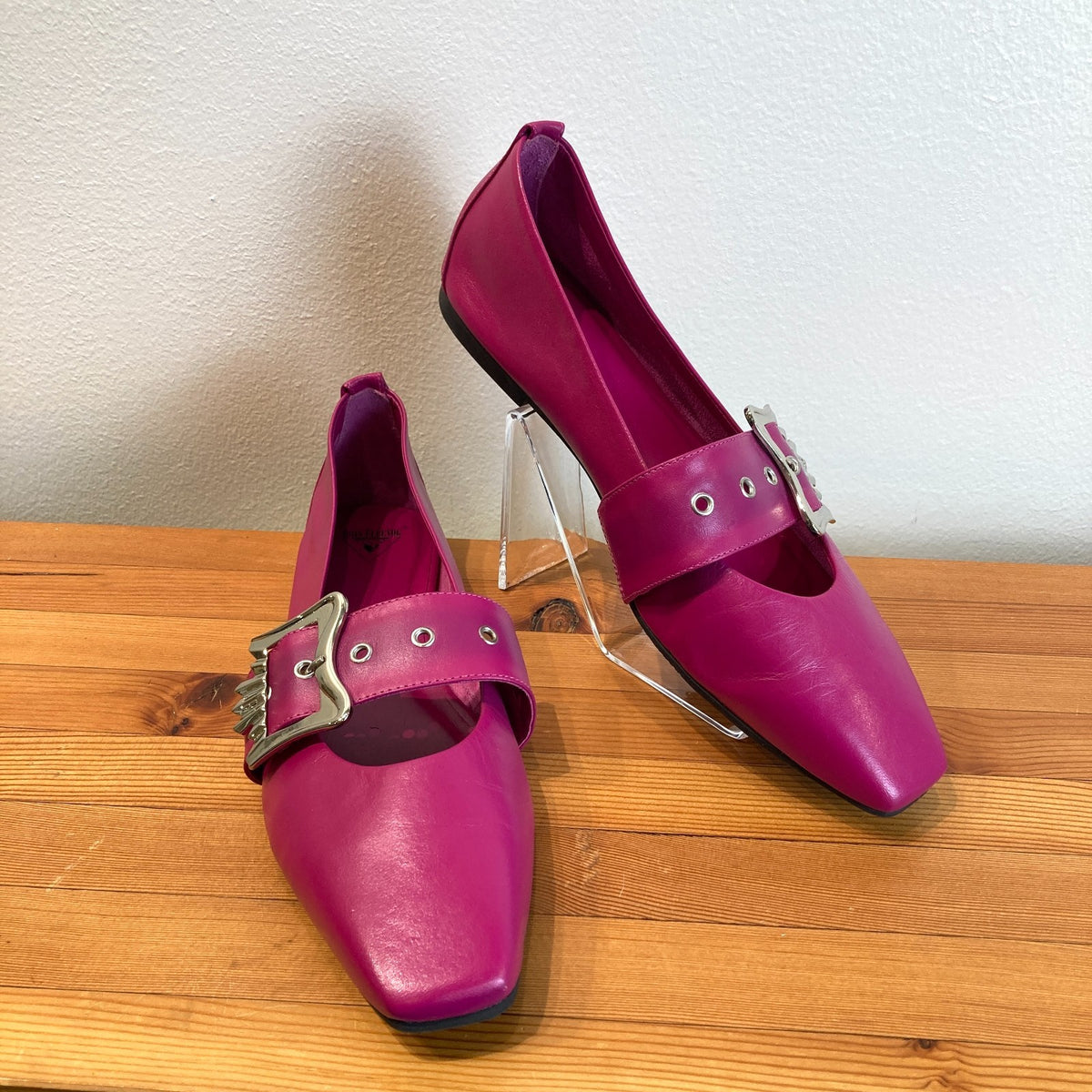 John Fluevog $239 Magenta Leather Misty Mary Jane Flats - Sz 11.5 - NEW - 0830DH