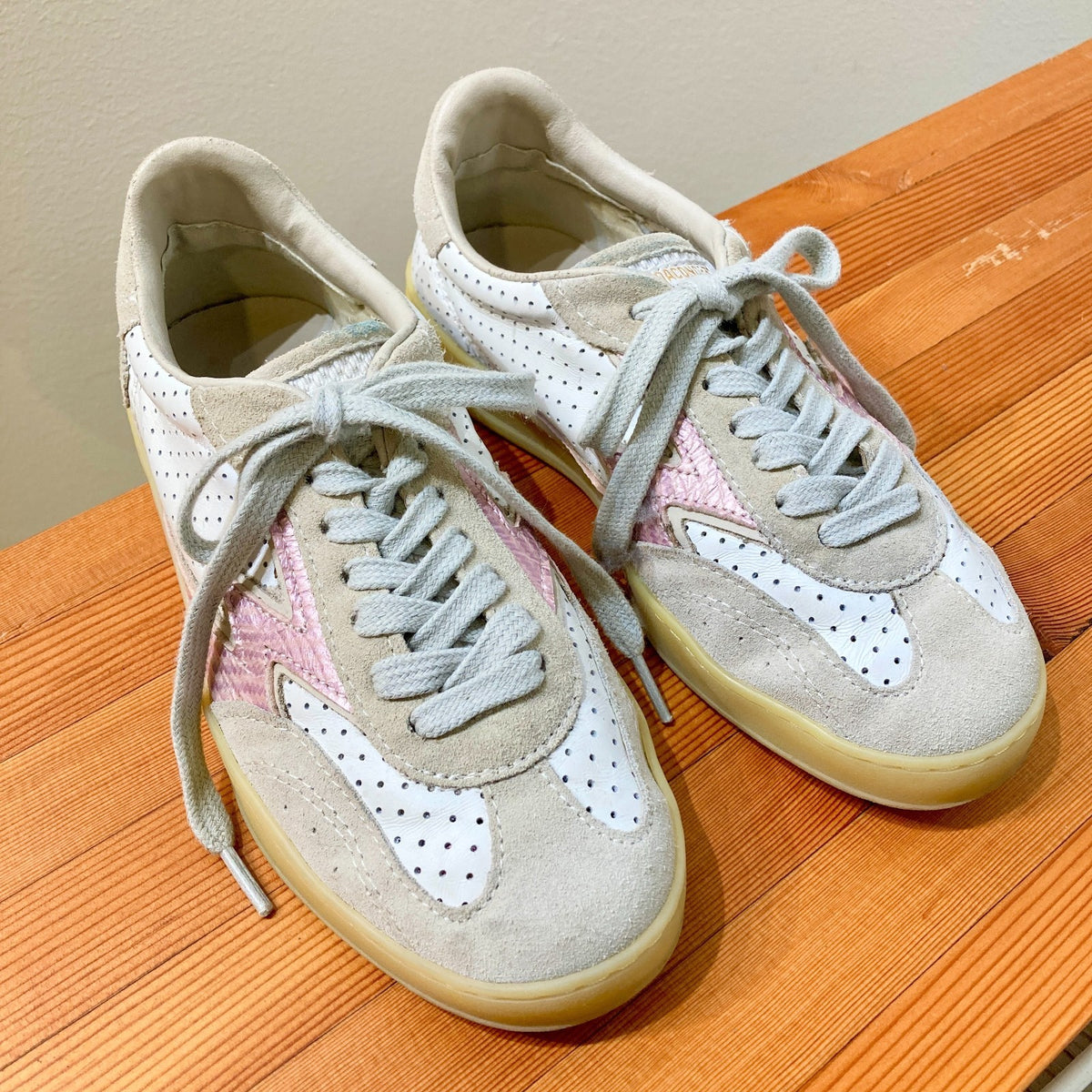 Moa Concept White & Pink Perforated Club Sneakers Shoes - Size 38 / 8 - 0521AB