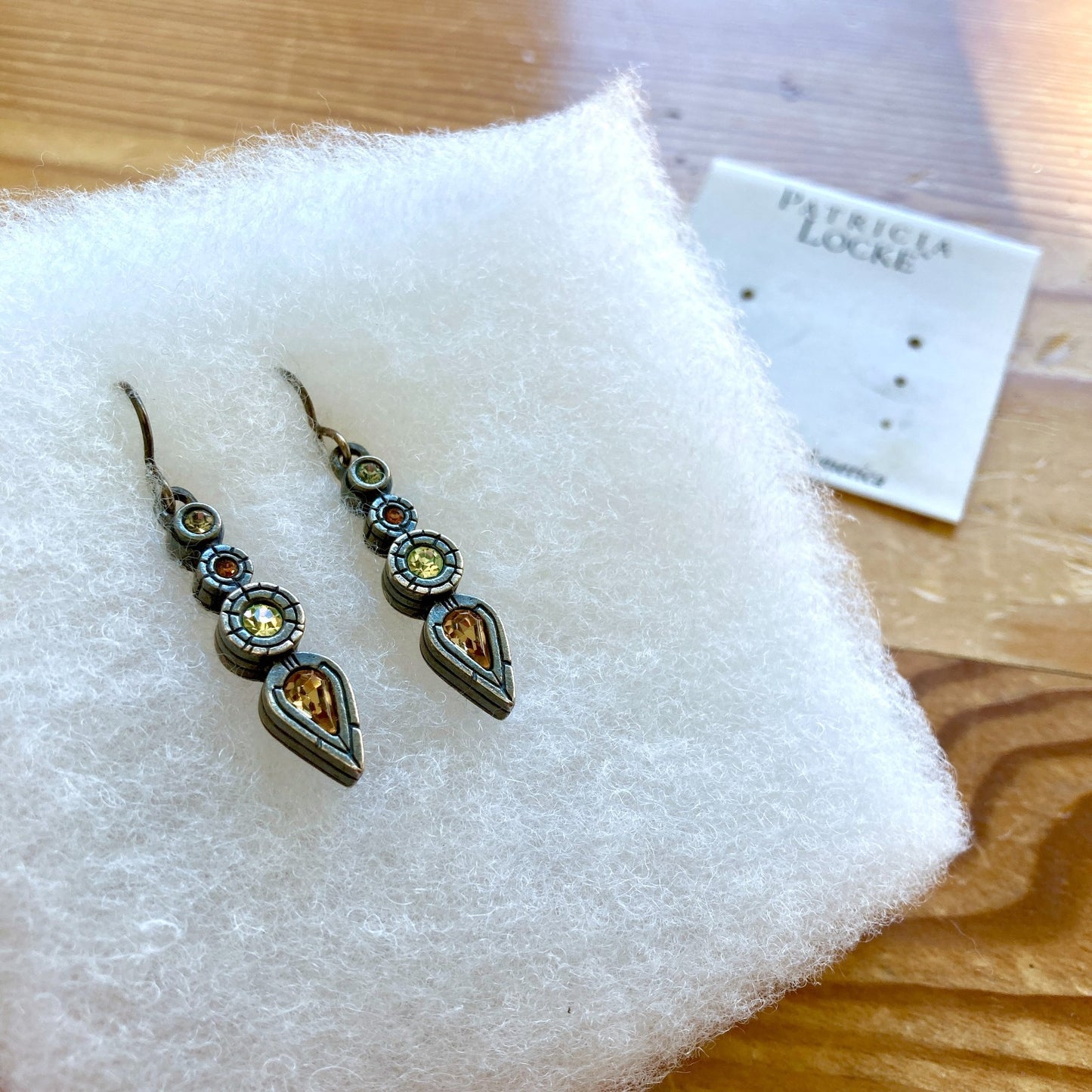 Patricia Locke $74 Swarovski Crystal Dangle Earrings - NEW - 1107SS