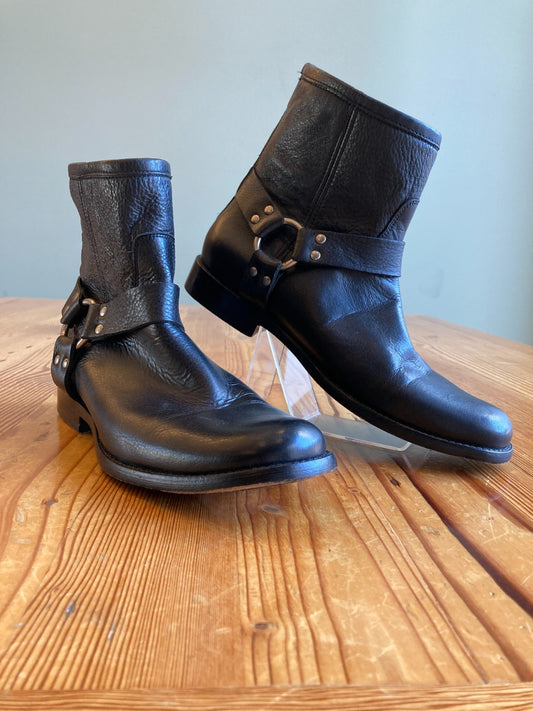Frye Black Leather Phillip Harness Short Boots - Size 9 - 0322MA