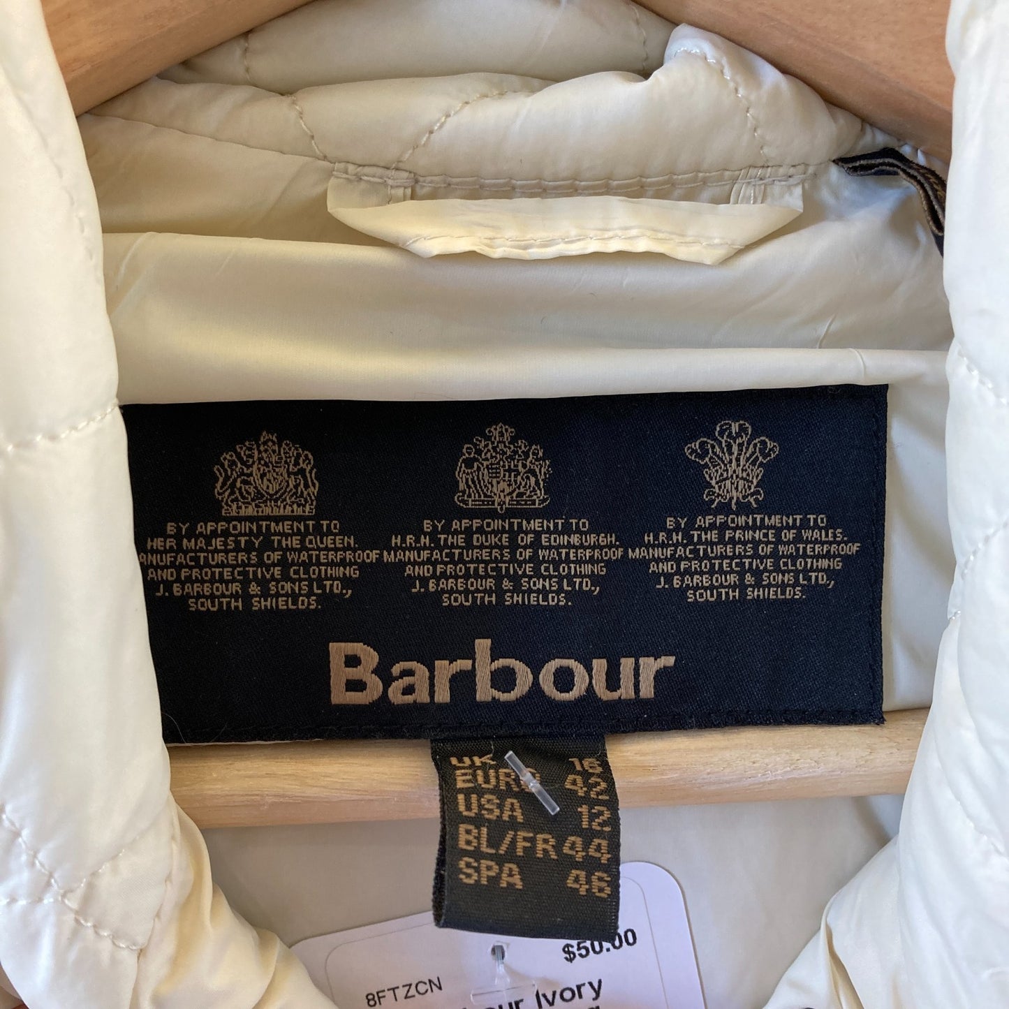 Barbour Ivory Quilted Long Otterburn Gilet Button Up Vest -Size 12 / XL - 0212CG
