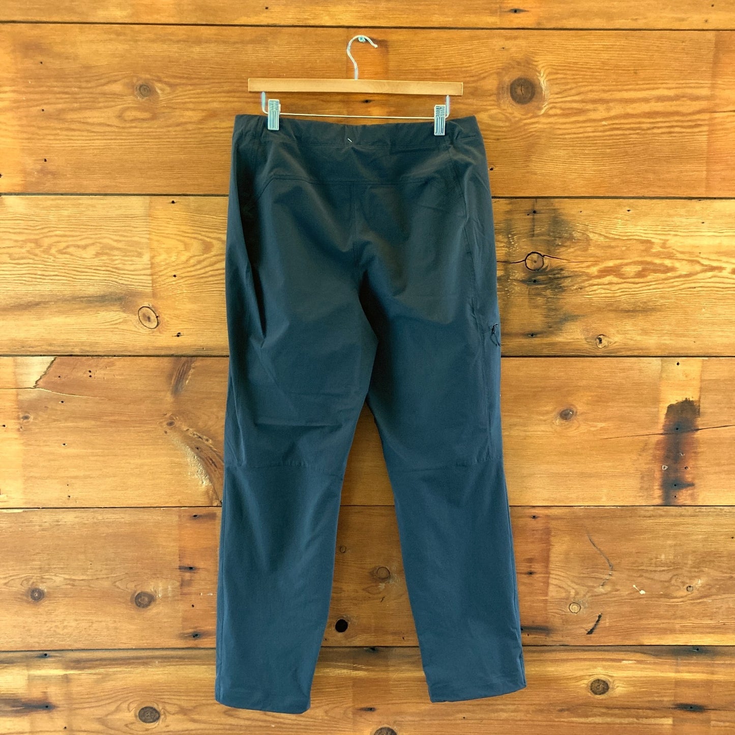Arc'teryx Black Lightweight Nylon Stretch Gamma Pants - Size 12 - 0826MT