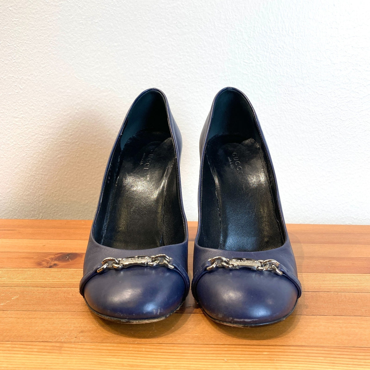 Gucci Navy Leather Round Toe Horsebit Heels Shoes - Size 36.5 / 6.5 - 0926EC