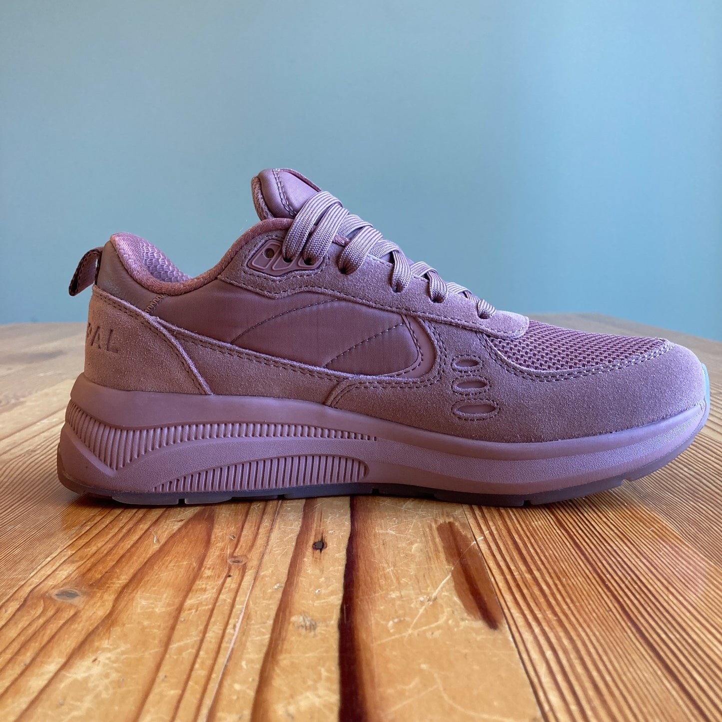 Municipal Mauve Shoes Sneakers NEW w/ Box - Size 7 - 7.5 Mens - 0623NT