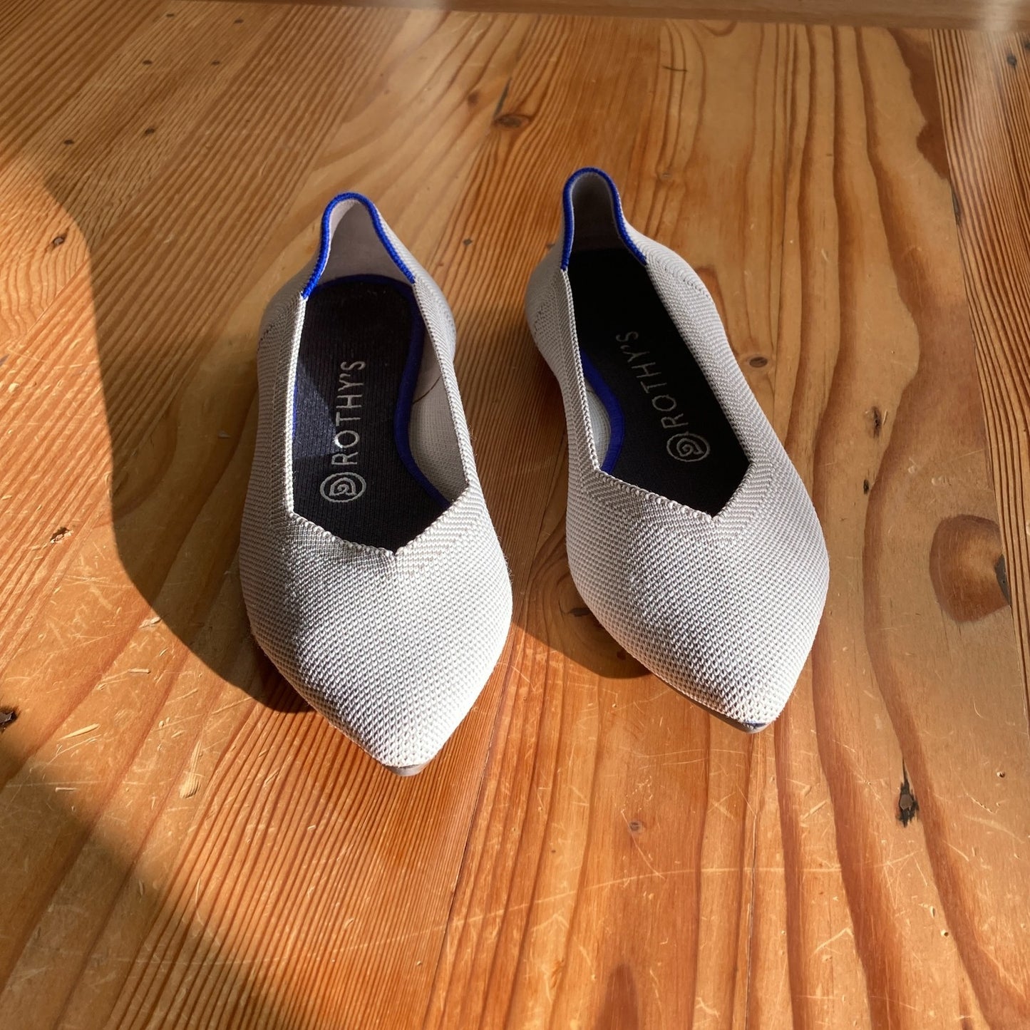 7.5 - Rothy's Light Gray Pointed Toe Flats Slip On Knit Comfort Shoes 0609CM