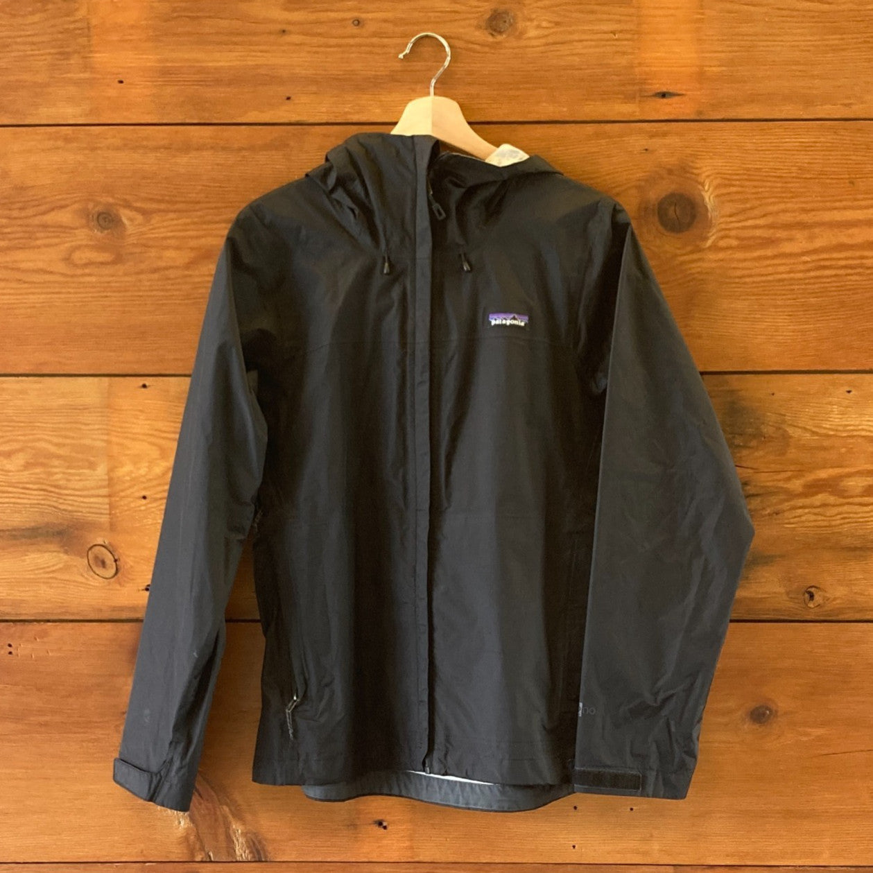 M - Patagonia Womens Black Hooded Womens Torrentshell Rain Jacket 0307TC