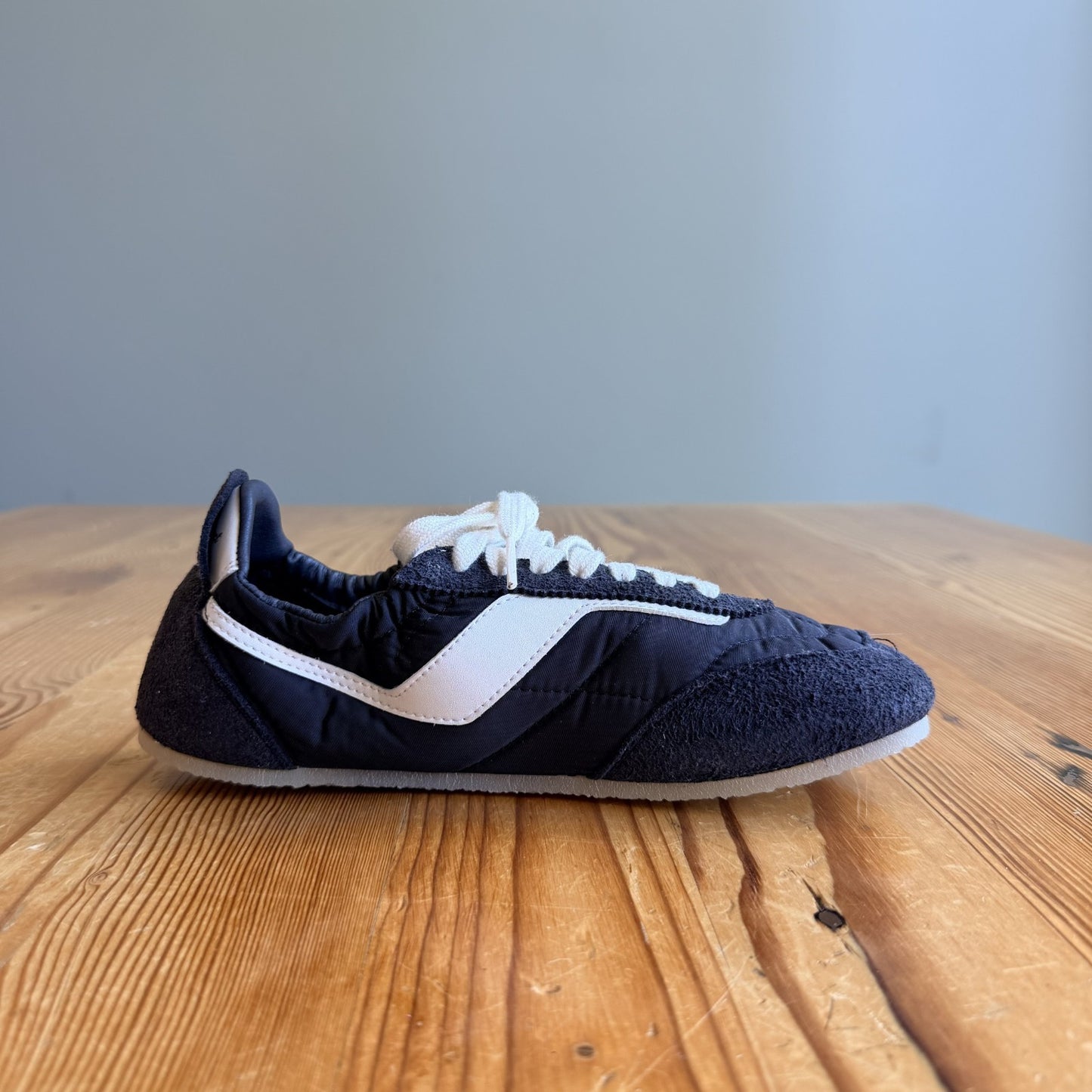 Ohne Project Black & White Barefoot Kima Sneakers Shoes - Size 7 - NEW - 1107MB