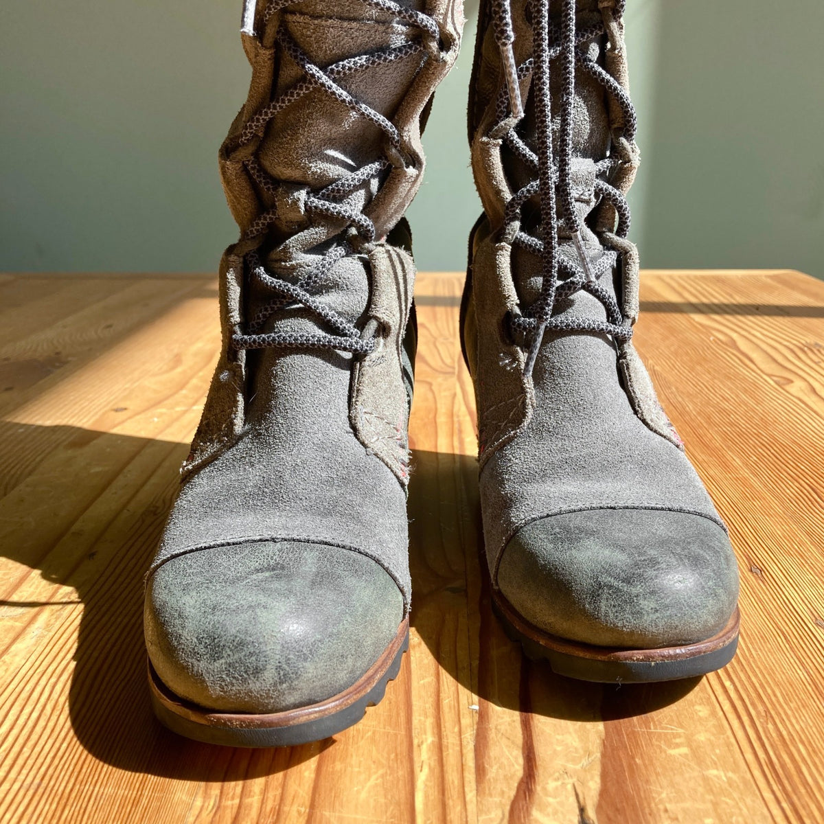 Sorel Gray Leather Joan Of Arctic Lace Up Wedge Tall Boots - Size 7 - 0224TP