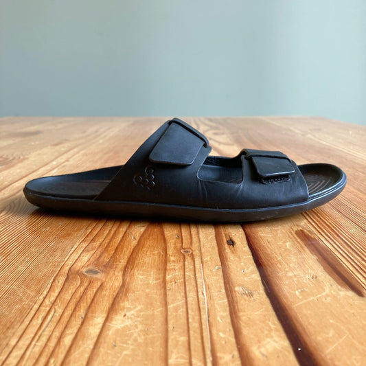 Vivo Barefoot $150 Black Two Strap Sensus Yen Sandals - Size 39 / 8 US - 0204AB