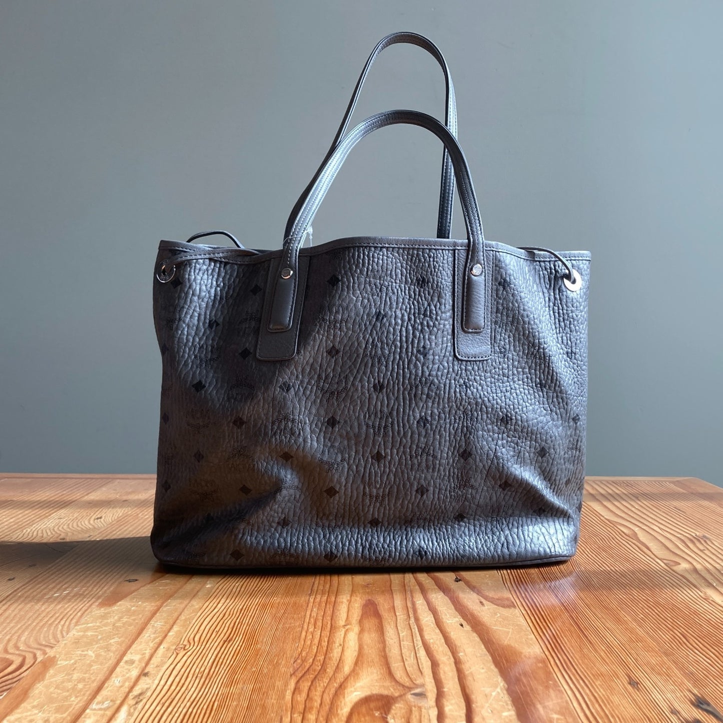 MCM Phantom Gray Leather Visetos Reversible Liz Tote Bag Purse 0420PH