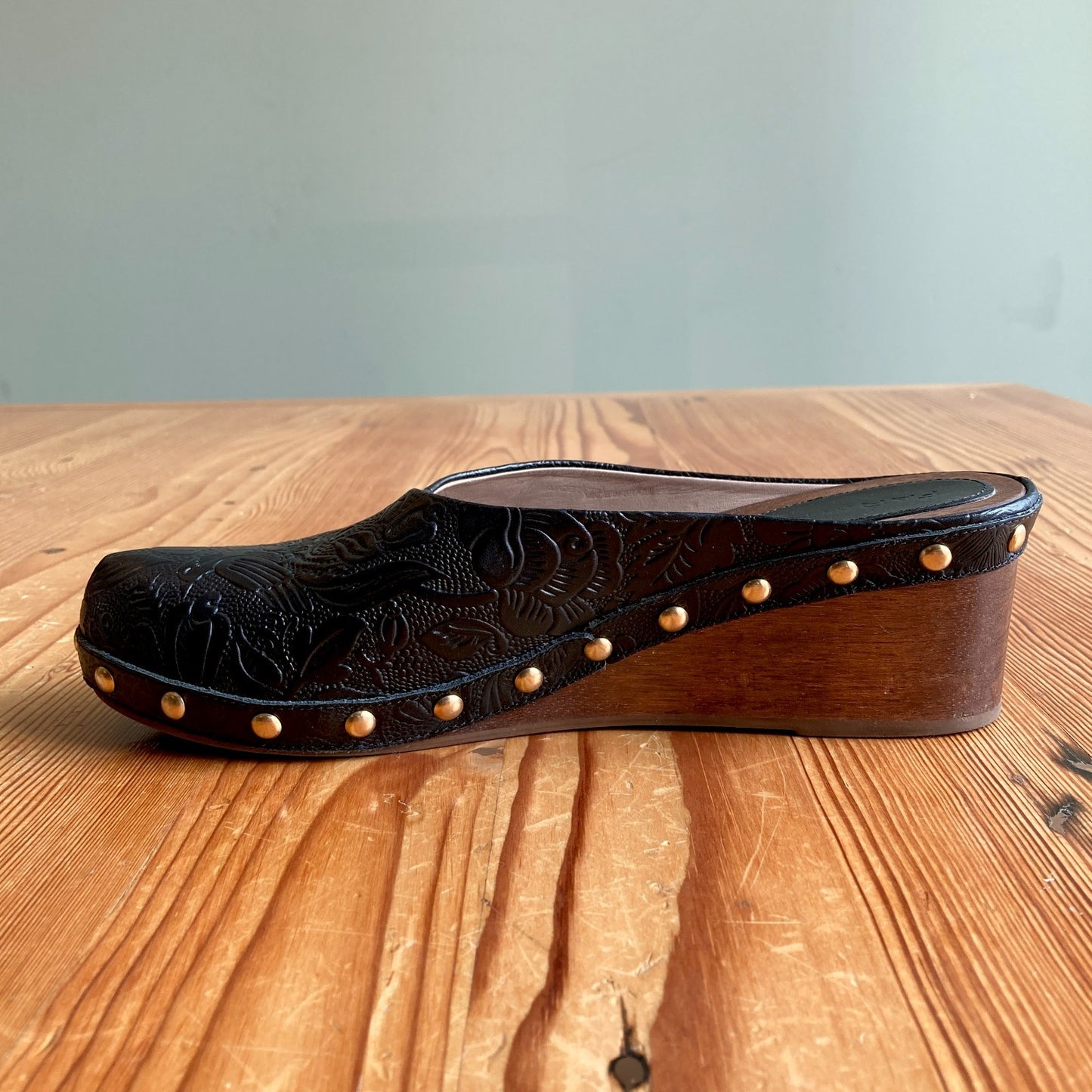 Farm Rio Black Embossed Studded Low Wedge Clogs Shoes - 0715DP
