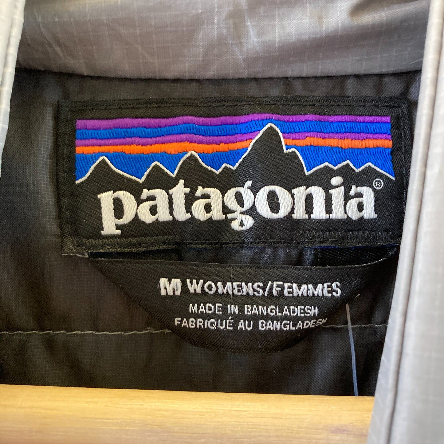 Patagonia Gray Women's Down Puffer Insulated Jacket - Size M - 0929LL