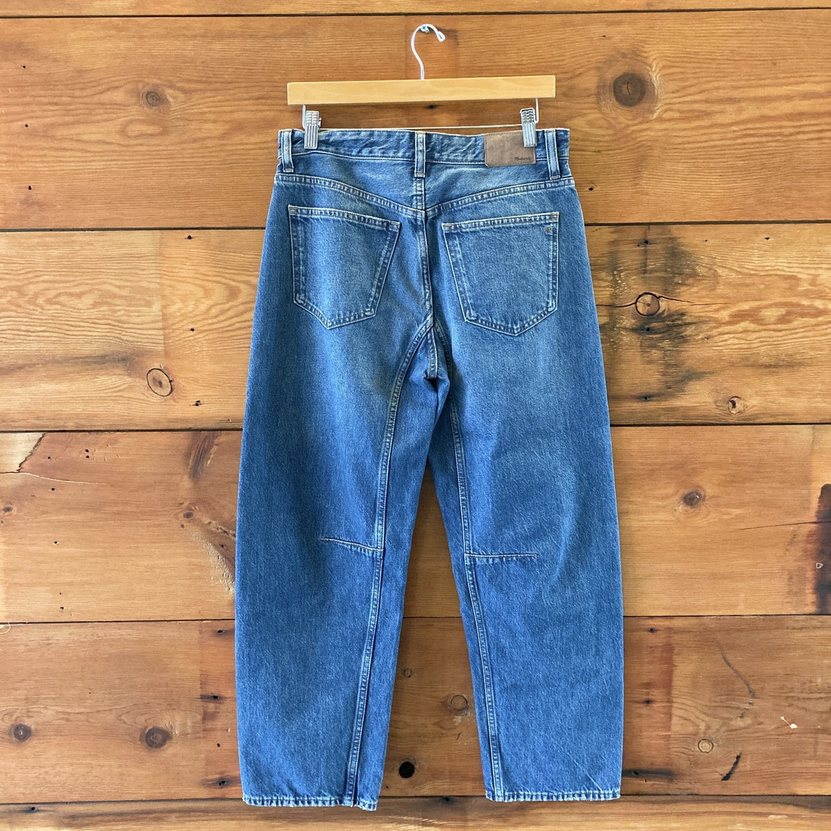Madewell Medium Wash High Waisted Darted Barrel Leg Jeans - Size 25 - 0320AE