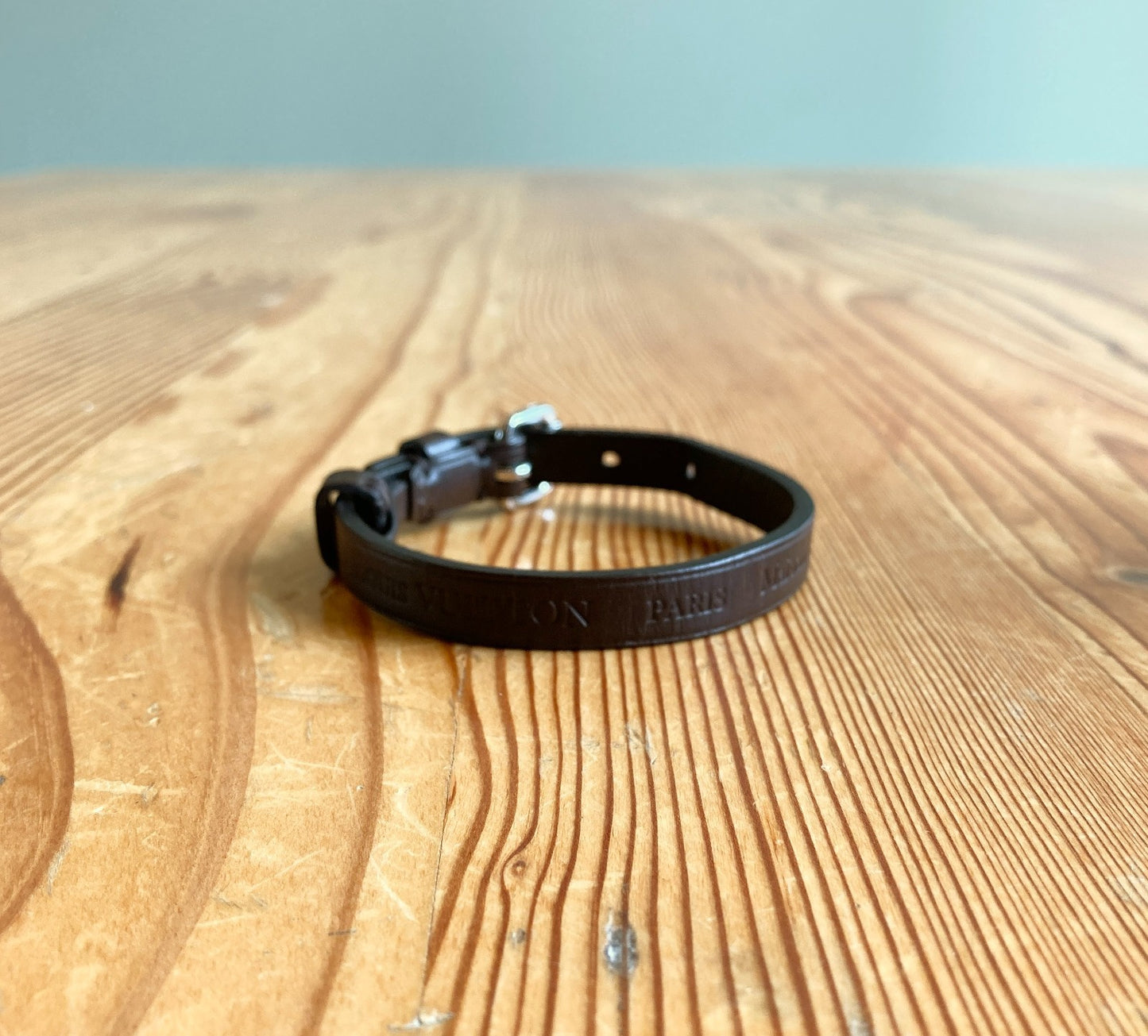 Louis Vuitton $225 Brown Calf Leather Stamp It Bracelet w/ Box - 0209SB