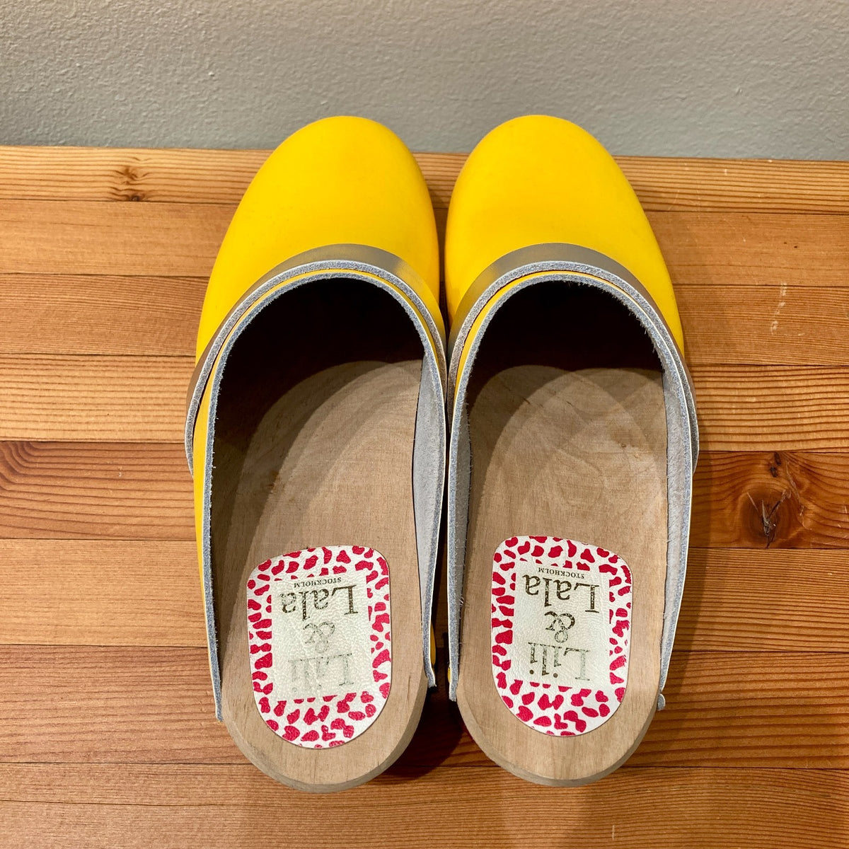 Lili & Layla Yellow Leather Wooden Malmo Clogs Shoes - Size 37 / 7 - 0308IN