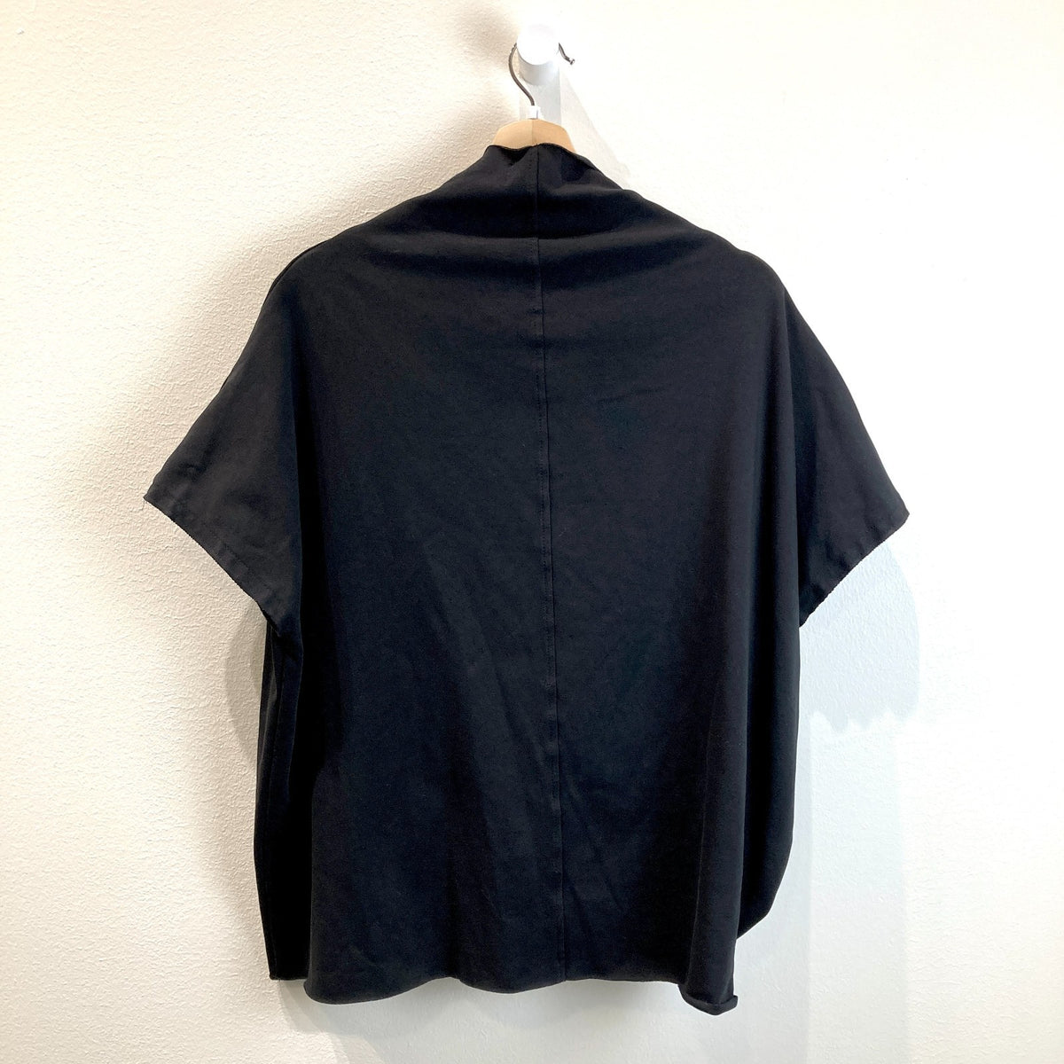 Fui Gender Neutral Pleated Turtleneck Short Sleeve Knit Top - One Size - 1217MA