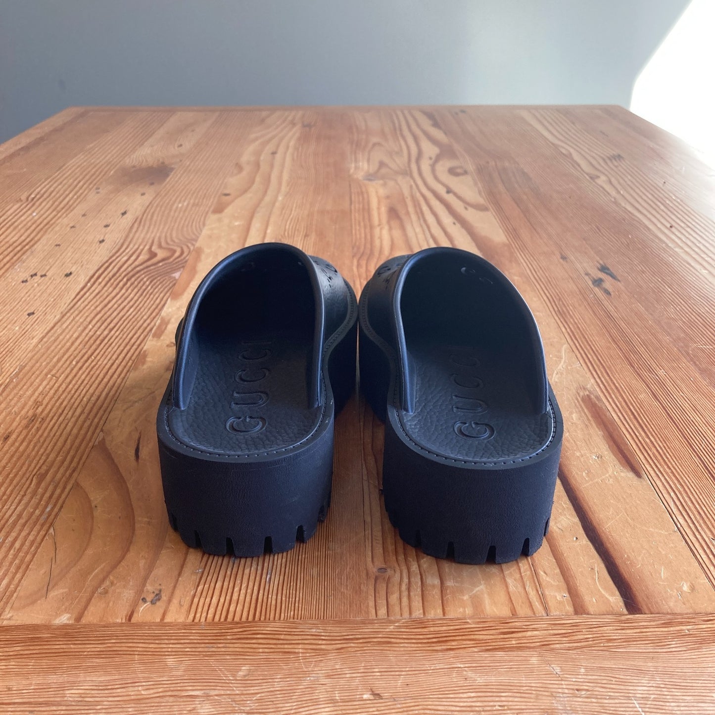 GUCCI Black Ela Perforated Rubber Platform Mules Sandals - Size 35 / 5 - 0312IG