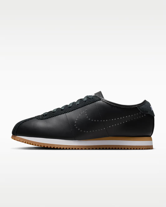 9 - Nike HQ1841 Black Leather Cortez Gum Sole Sneakers Shoes *worn once 0628AC