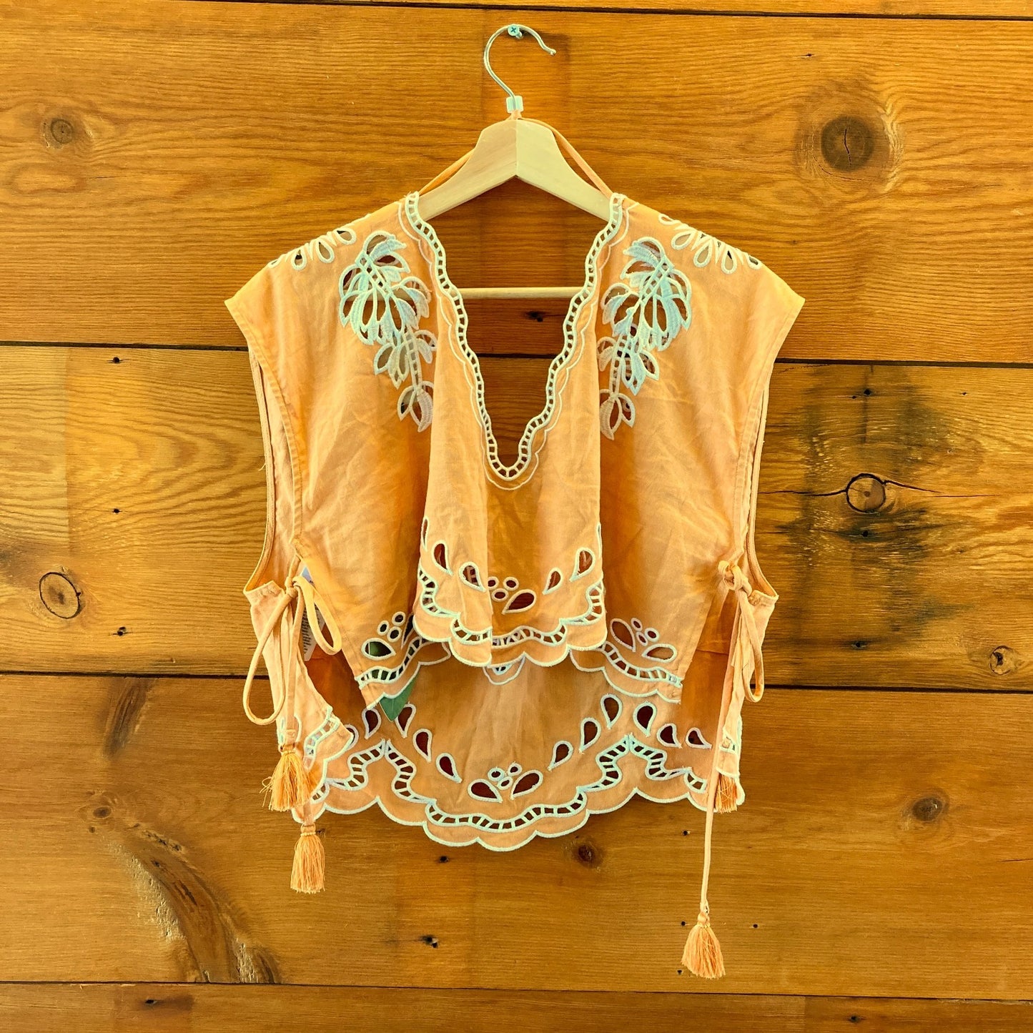 Farm Rio NEW Orange Embroidered Banana Tree Camel Crop Top - Size XL - 0422SJ
