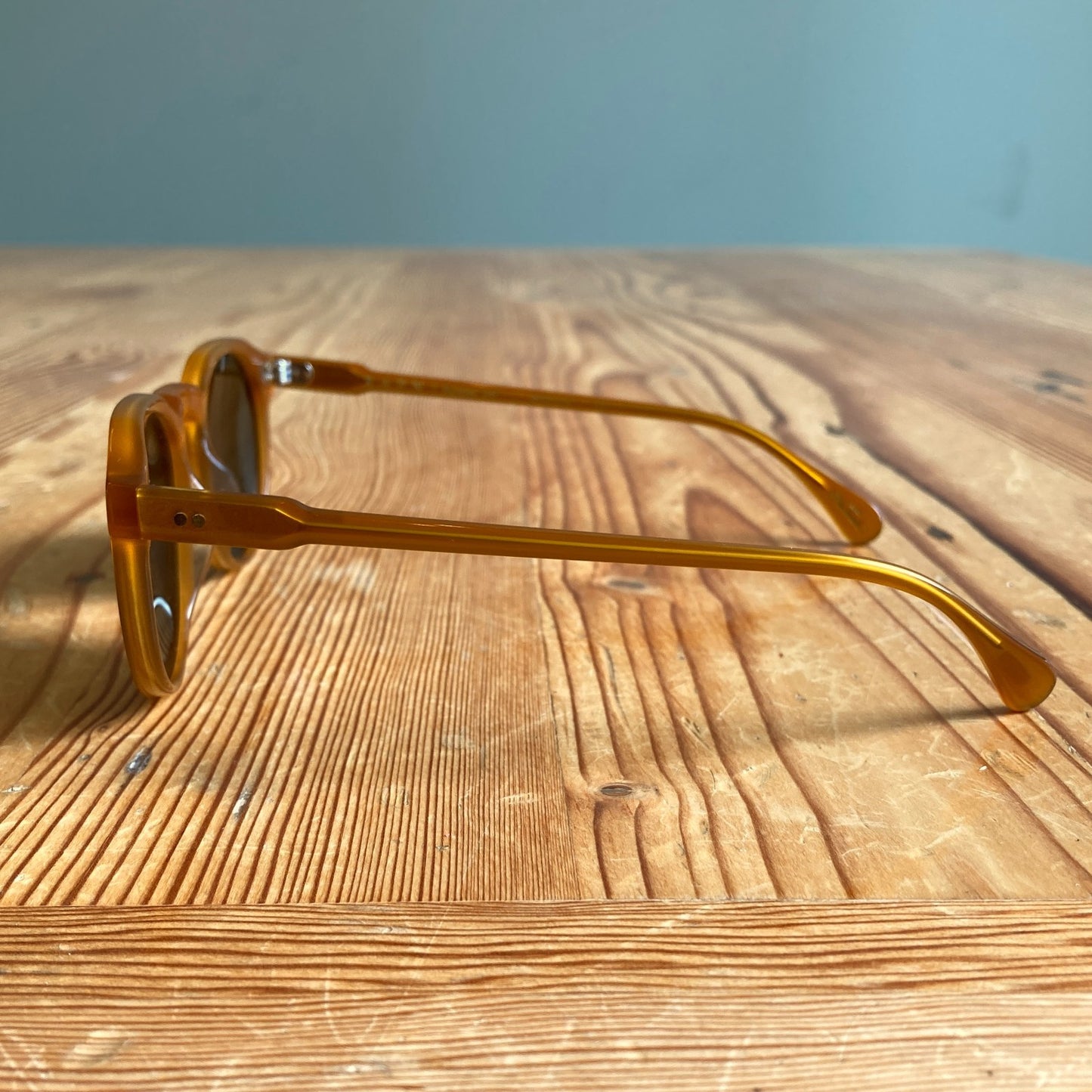 Raen $170 Remmy Honey / Bottle Green Sunglasses - Size 49 w/ bag - 0206RN