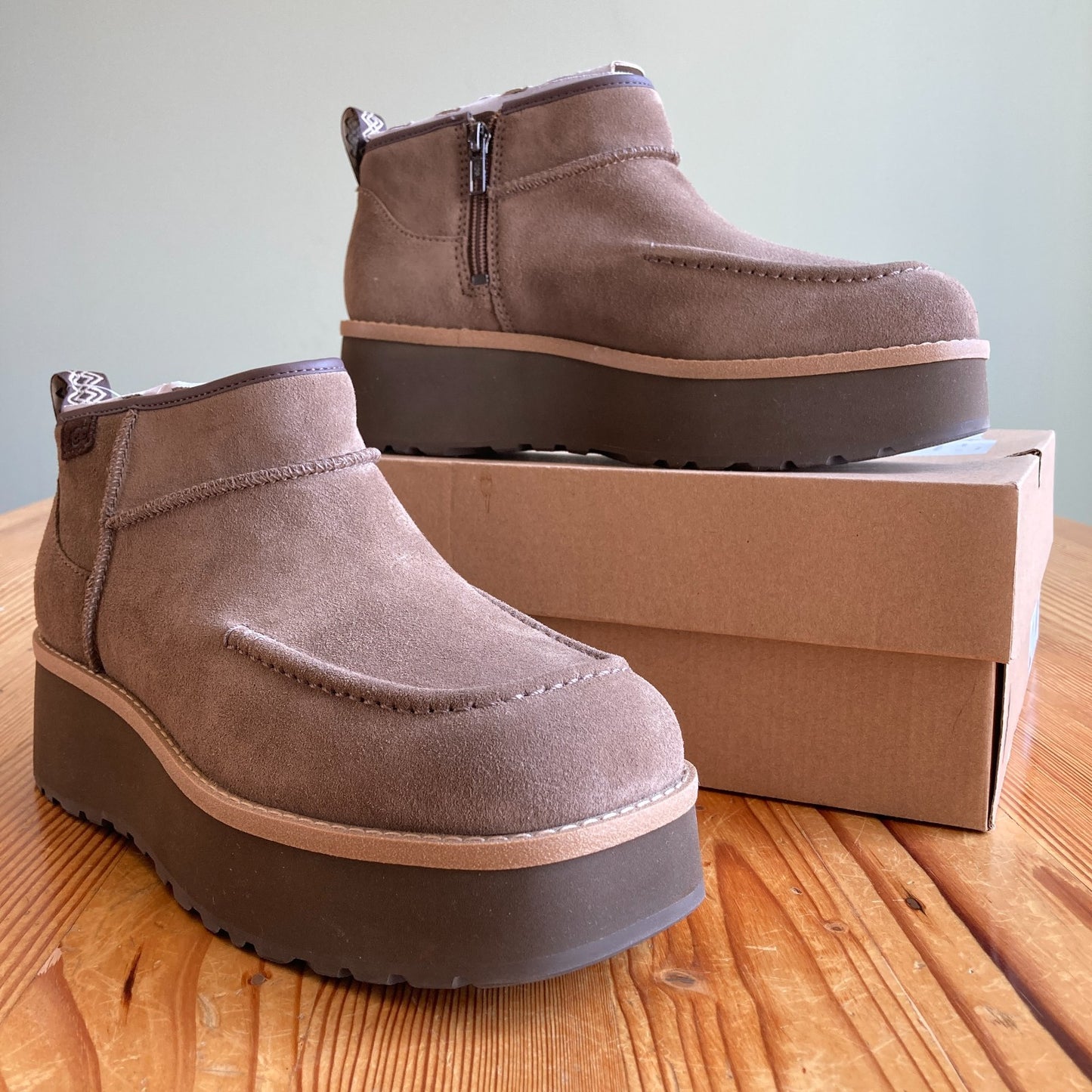 Ugg Brown Platform Cityfunc Ultra Mini Ankle Boots - Size 10 - NEW - 1206HP