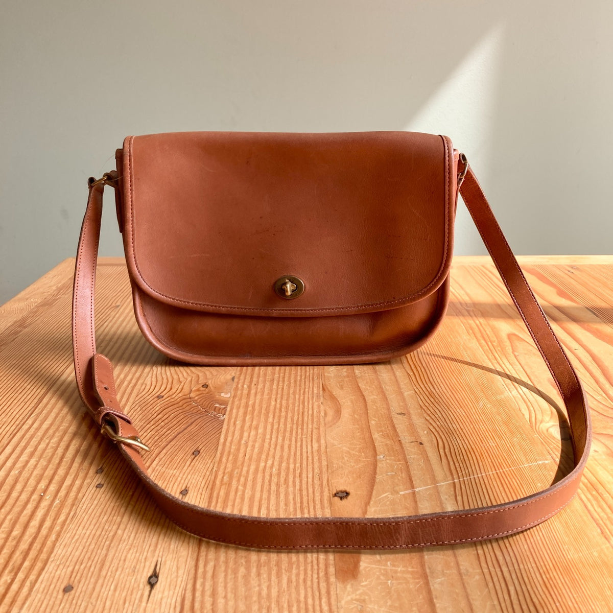 Coach British Tan Vintage Large Plaza 9865 Leather Crossbody Bag - 0623KC