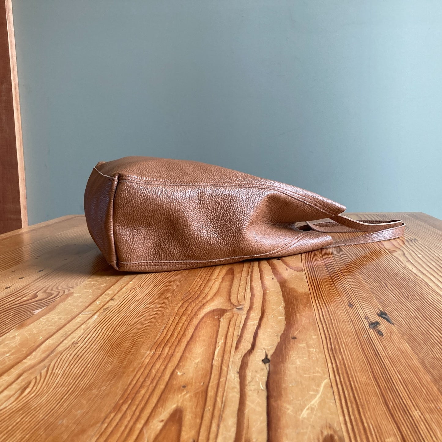 Cuyana Caramel Brown Pebbled Leather Tall Tote Bag Purse 0415CD