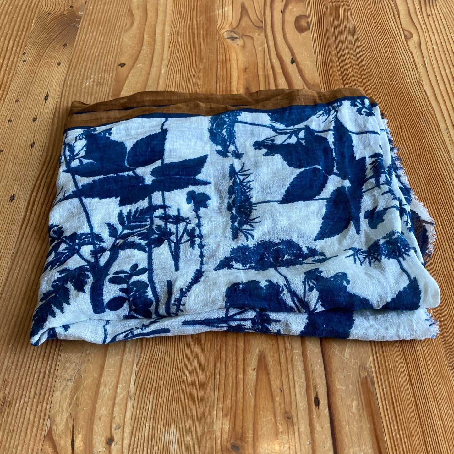 Epice Paris Blue White Floral Print Linen Blend Scarf - 4427SC