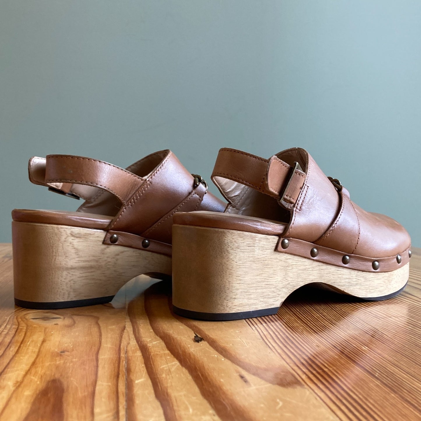 36 / 5.5-6 - Silent D Honey Brown Leather Georgia Chain Strap Clogs Shoes 0104KR