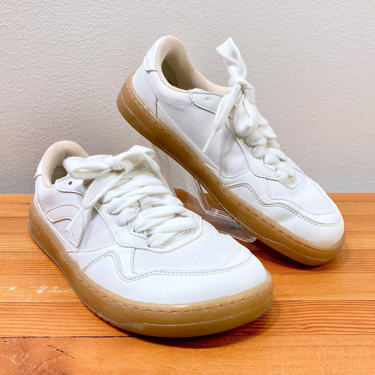Ohne Project White Gum 080 XLBAREFOOT Sneaker Shoes- Size 37 / 7 - 1107MB