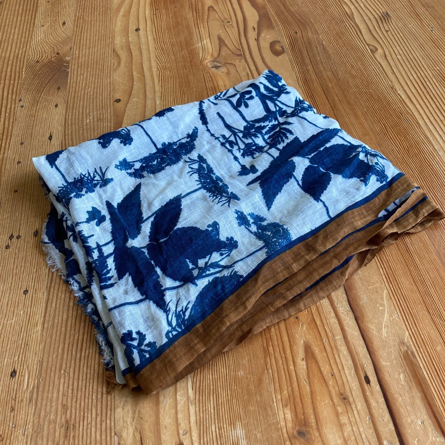 Epice Paris Blue White Floral Print Linen Blend Scarf - 4427SC