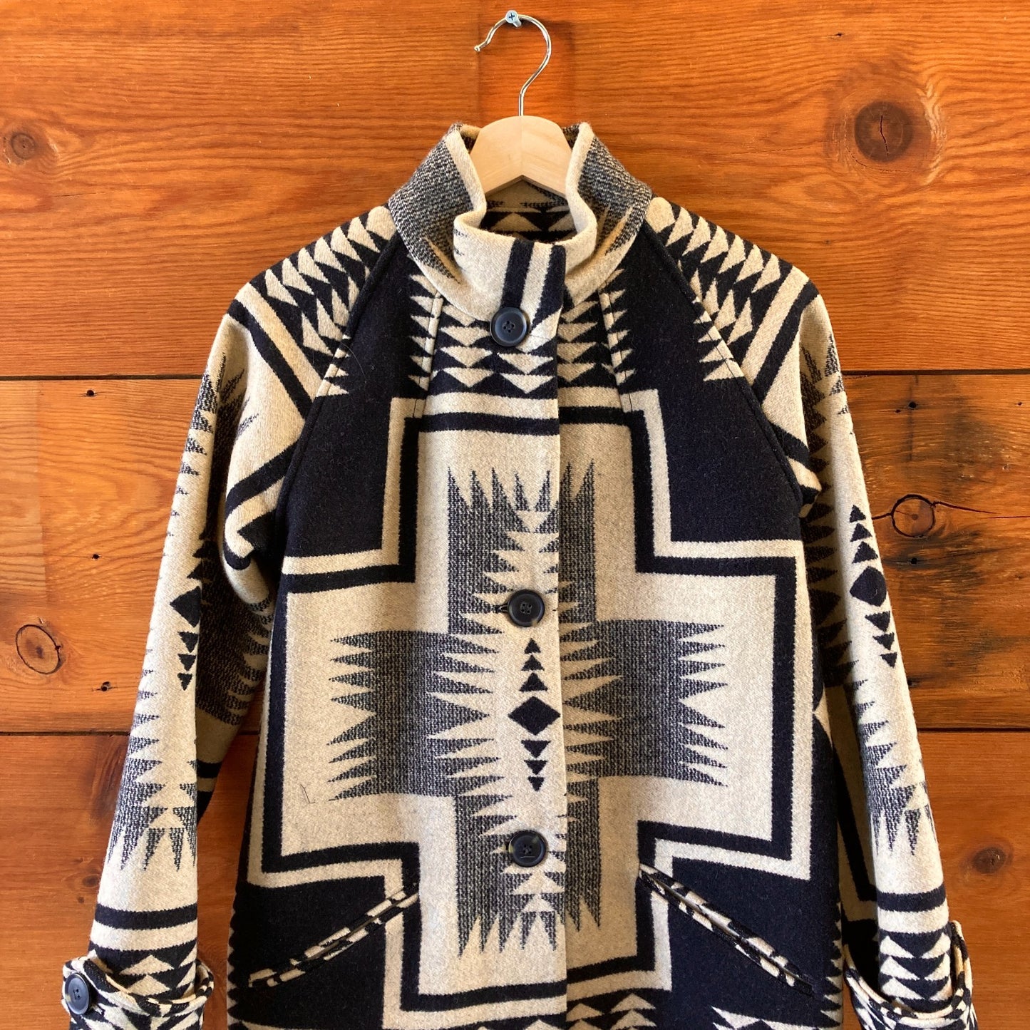 Pendleton $629 Black & Tan Timberline Jacquard Coat - Size XS - NEW - 0318TR