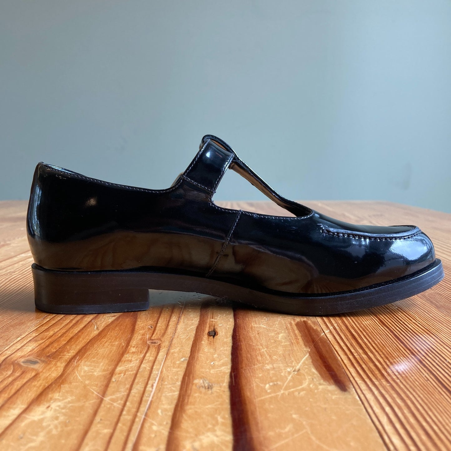 Reformation $268 Black Patent Leather T Strap Angela Shoes - Size 7 - 0618AG