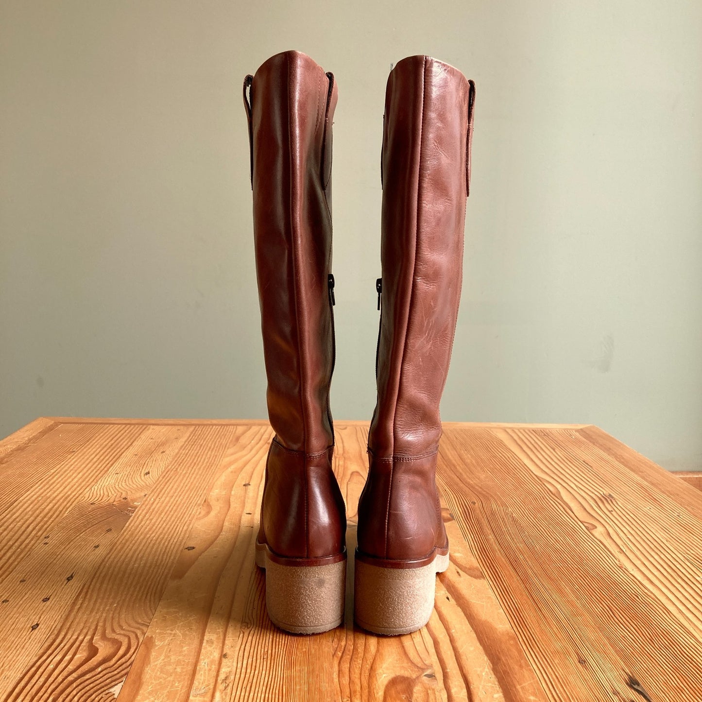 Anthropologie Brown Leather Gum Heel Knee High Boots - Size 39 / 8.5-9 - 0618AS