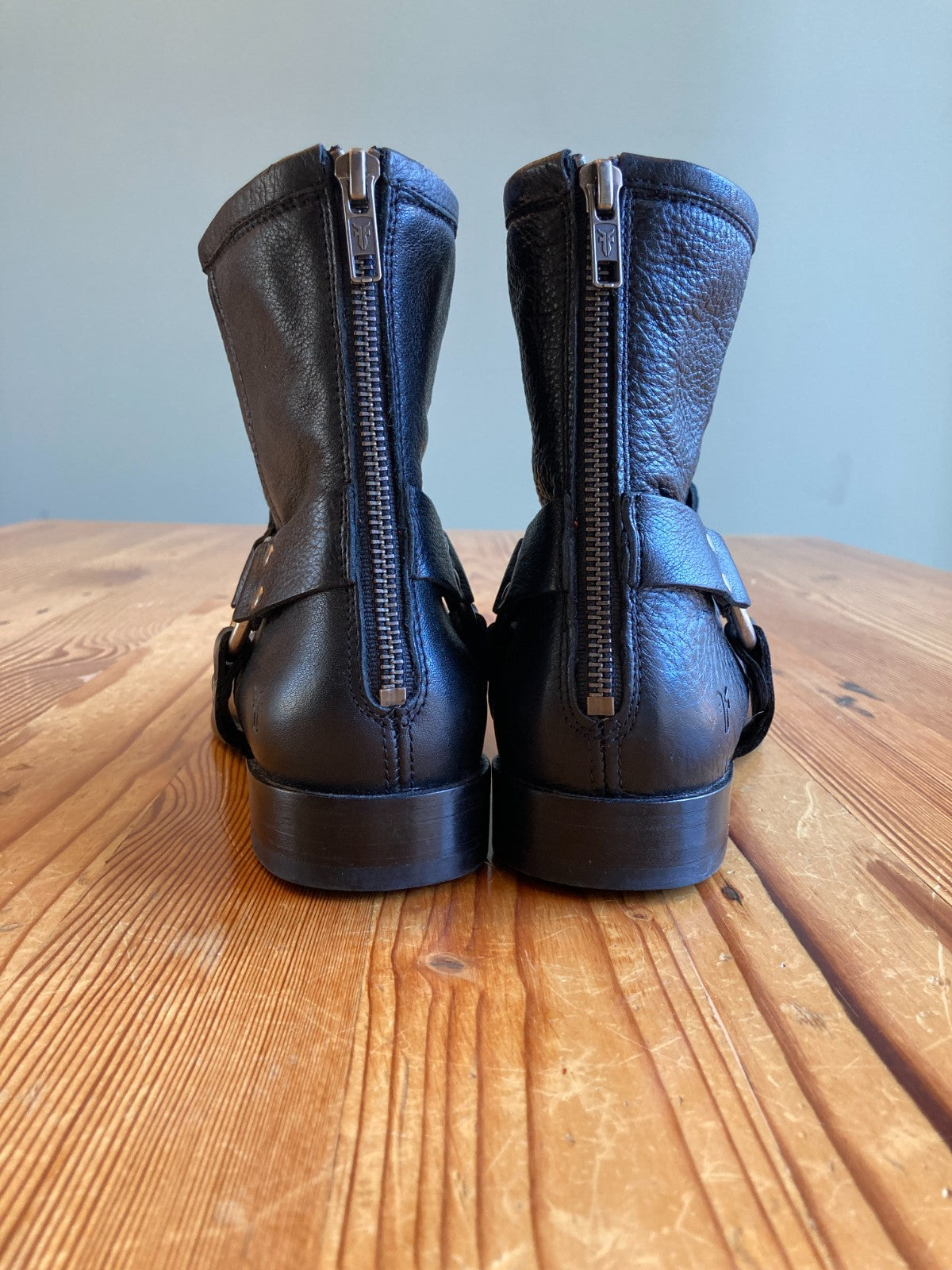 Frye Black Leather Phillip Harness Short Boots - Size 9 - 0322MA