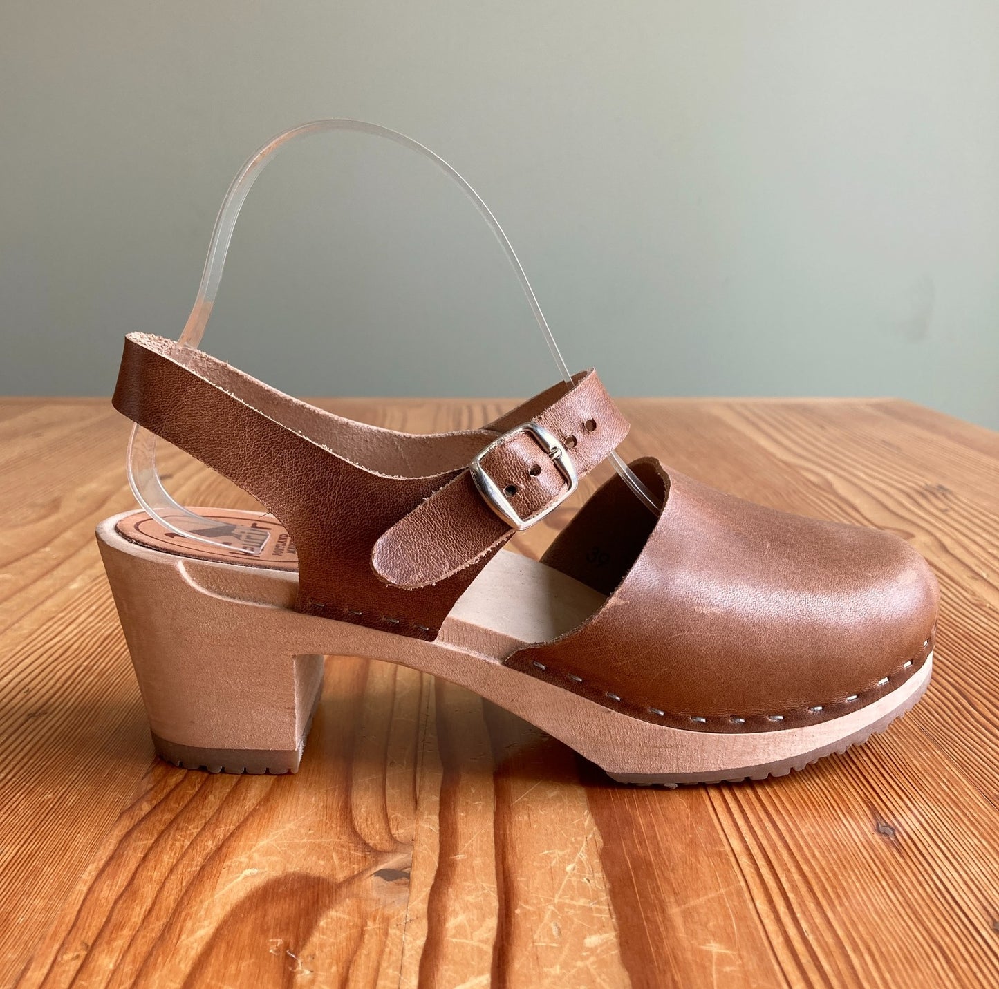 Kurier Handmade Portland Maine Charlie Wooden Clogs Shoes - Sz 39 / 8.5 - 0308MP