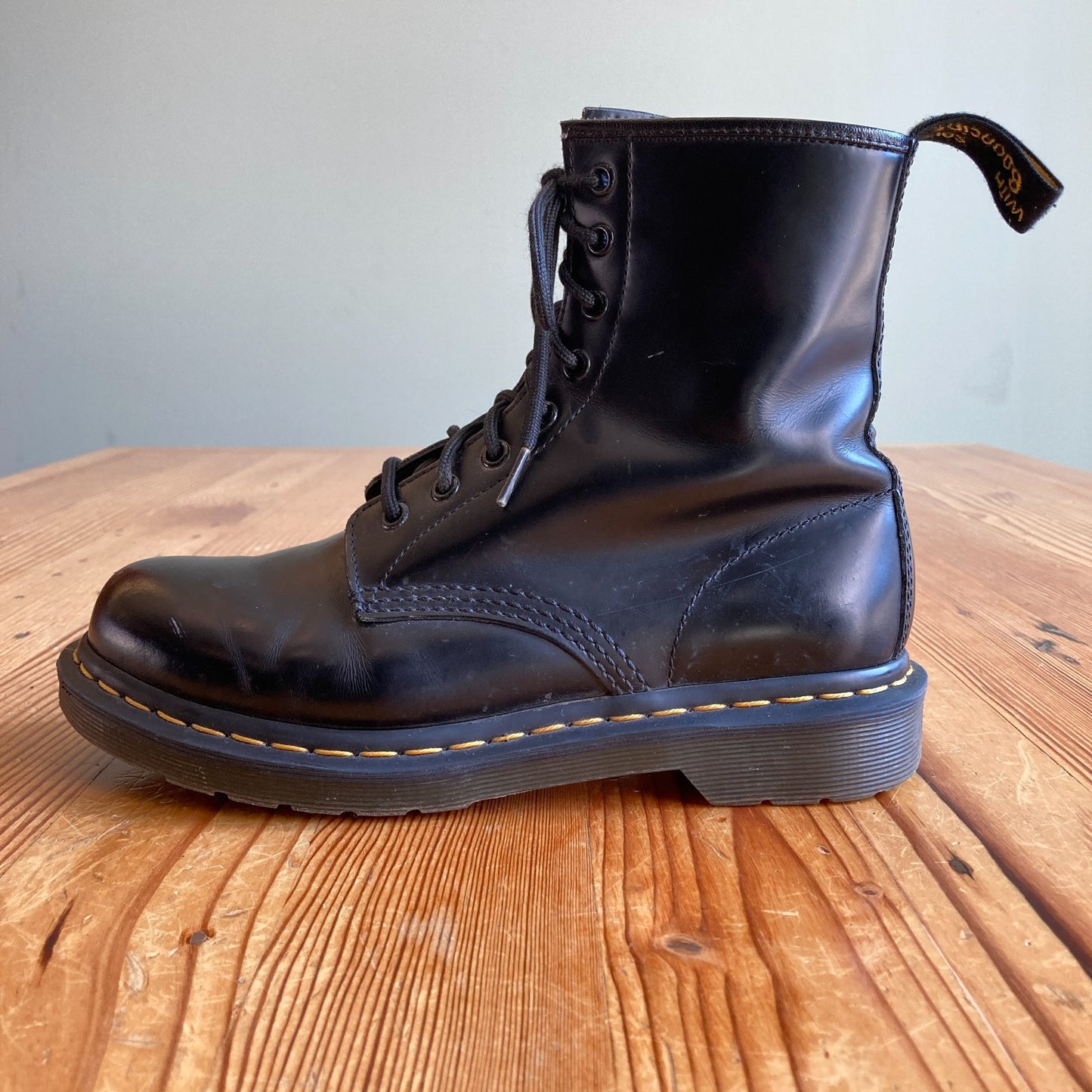 Dr Martens Black 1460 Smooth Leather 8Eye Lace Up Combat Boots - Size 8 - 1206HP